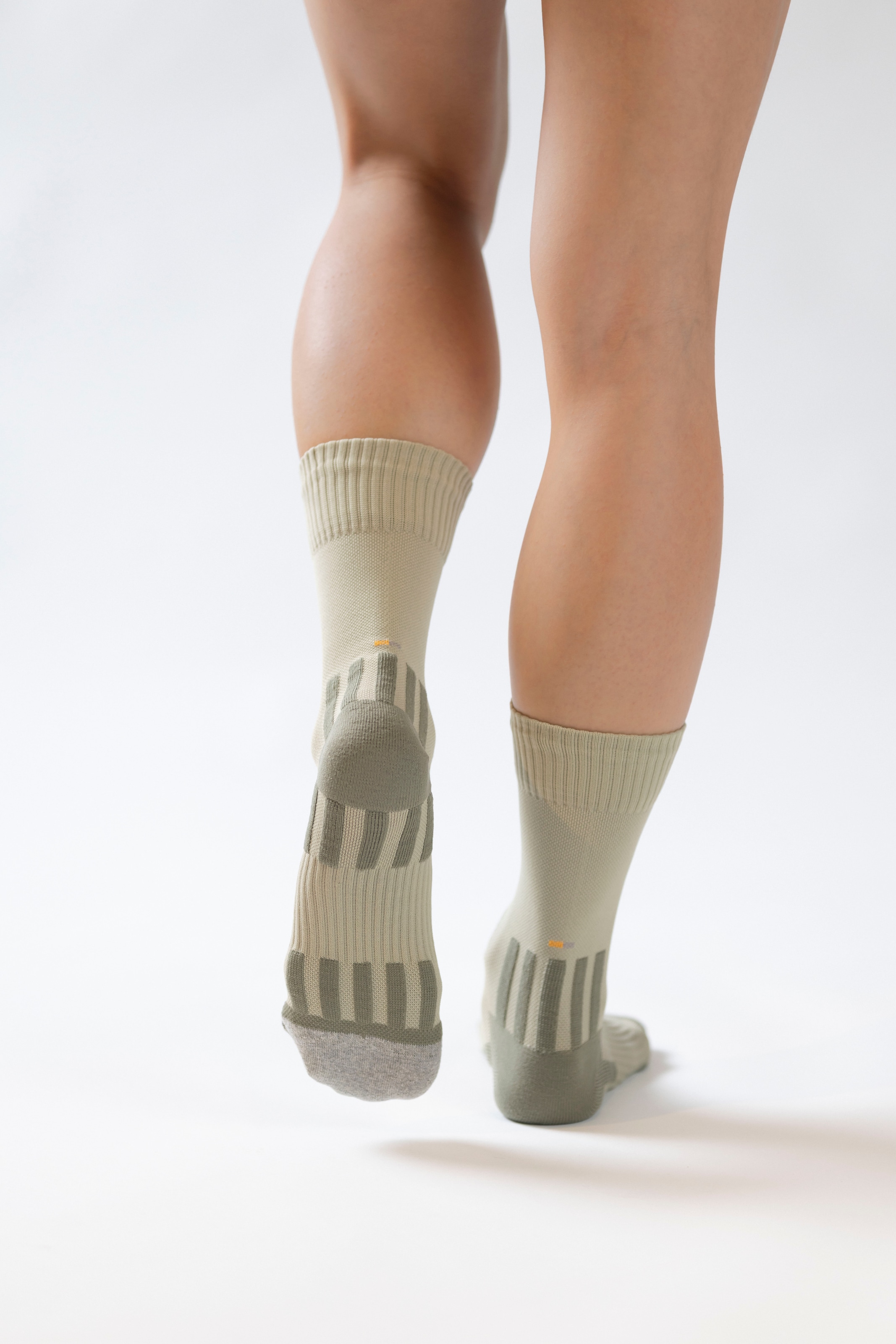 Camano Wandersocken »function«, (4 Paar), mit Fußgewölbe-Stütze