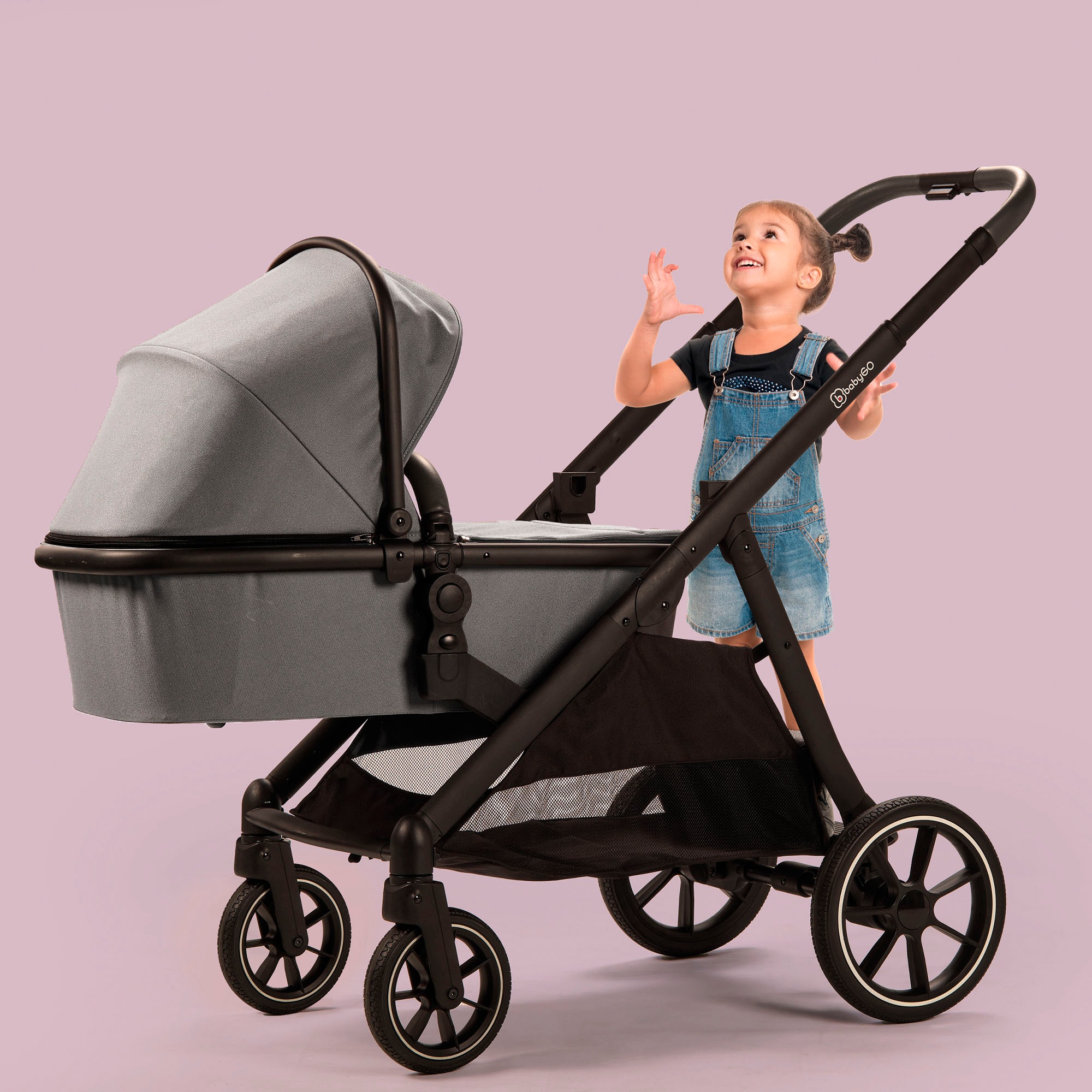 BabyGo Zwillings-Kombikinderwagen »Duo, grau« inkl. Wickeltasche u. 2 Regenhauben