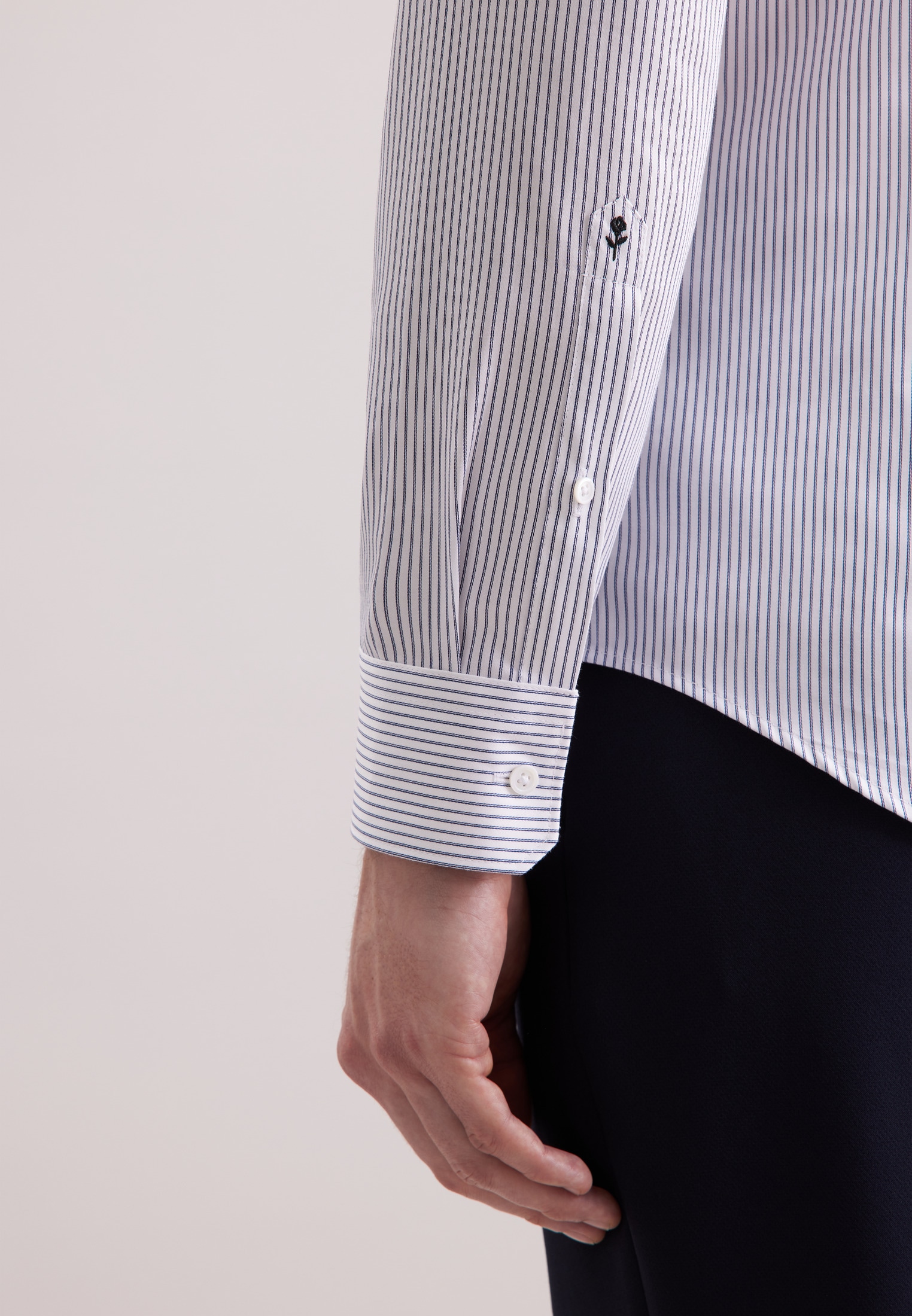 seidensticker Businesshemd »Schwarze Rose«, Slim 1/1 Kentkragen Gestreift