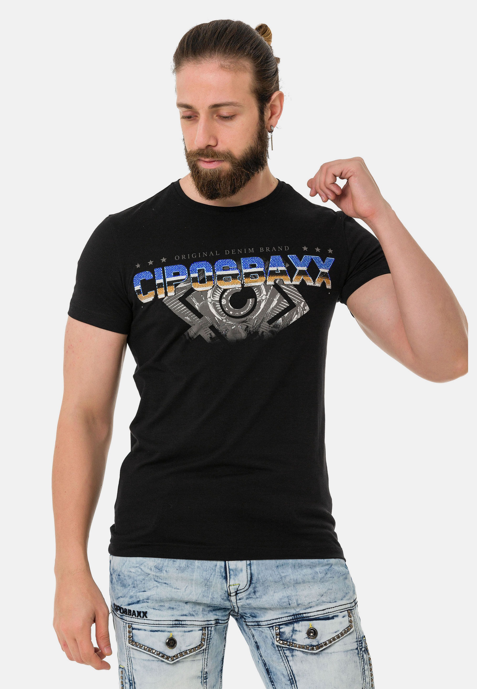 Cipo & Baxx T-Shirt »T-Shirt«, extravaganter Marken-Schriftzug