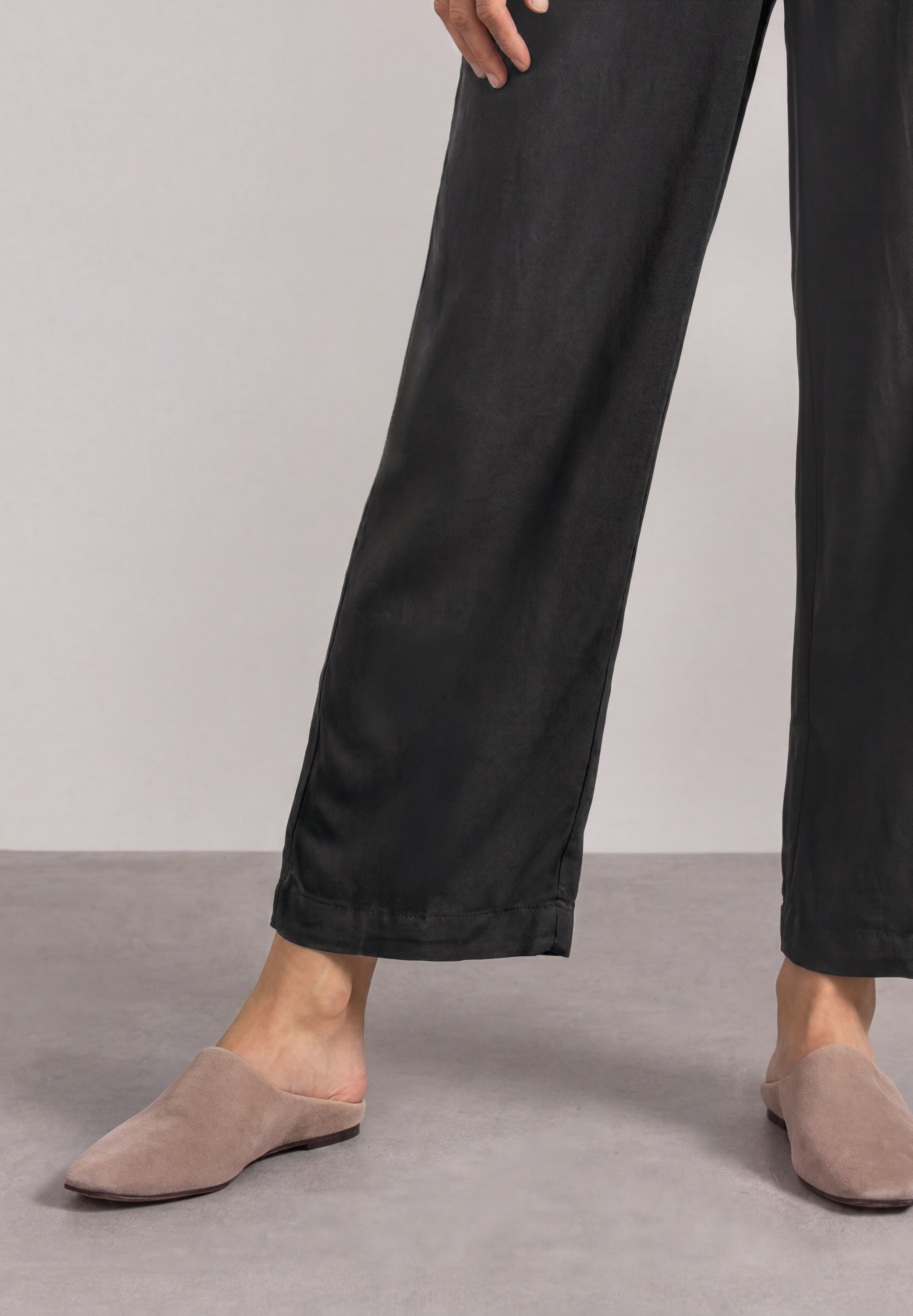 STREET ONE Stoffhose »Style Emee«  Sommerhose mit Gummizug im Loose Fit