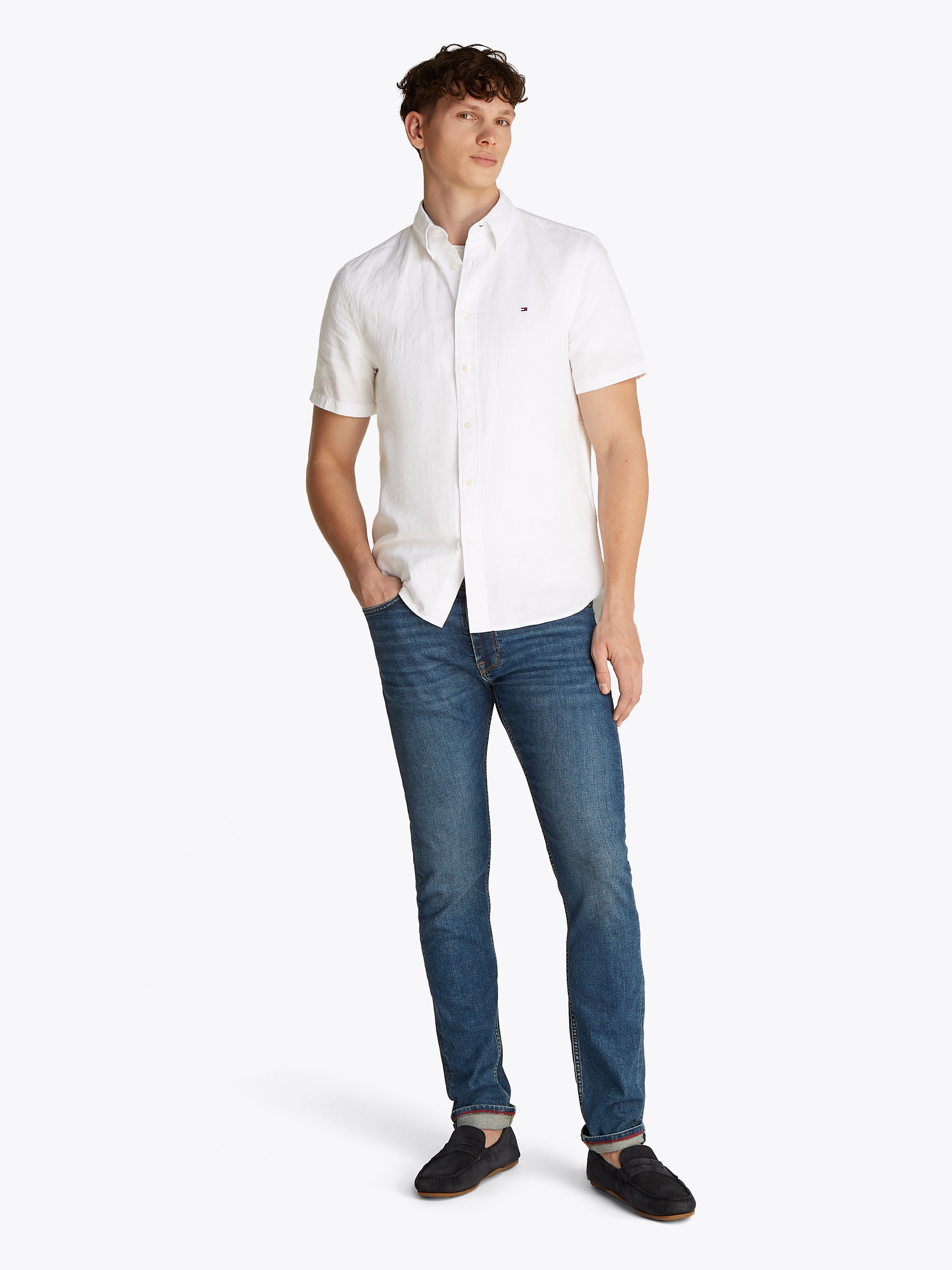 Tommy Hilfiger Kurzarmhemd »LINEN BLEND SOLID SS RF SHIRT«, mit Button-down-Kragen