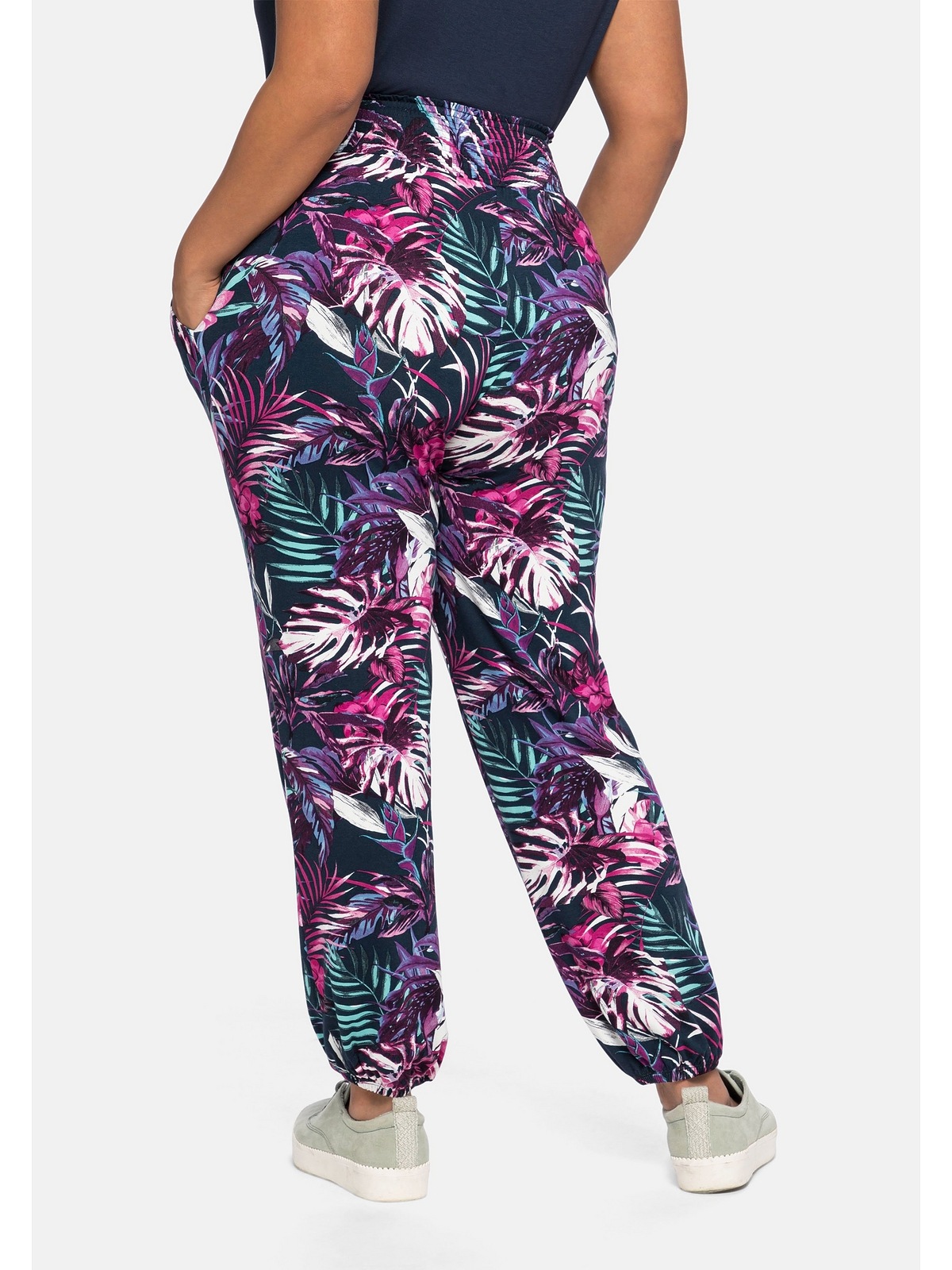 Sheego Schlupfhose »Große Größen«, im Joggpants-Stil, mit Alloverprint