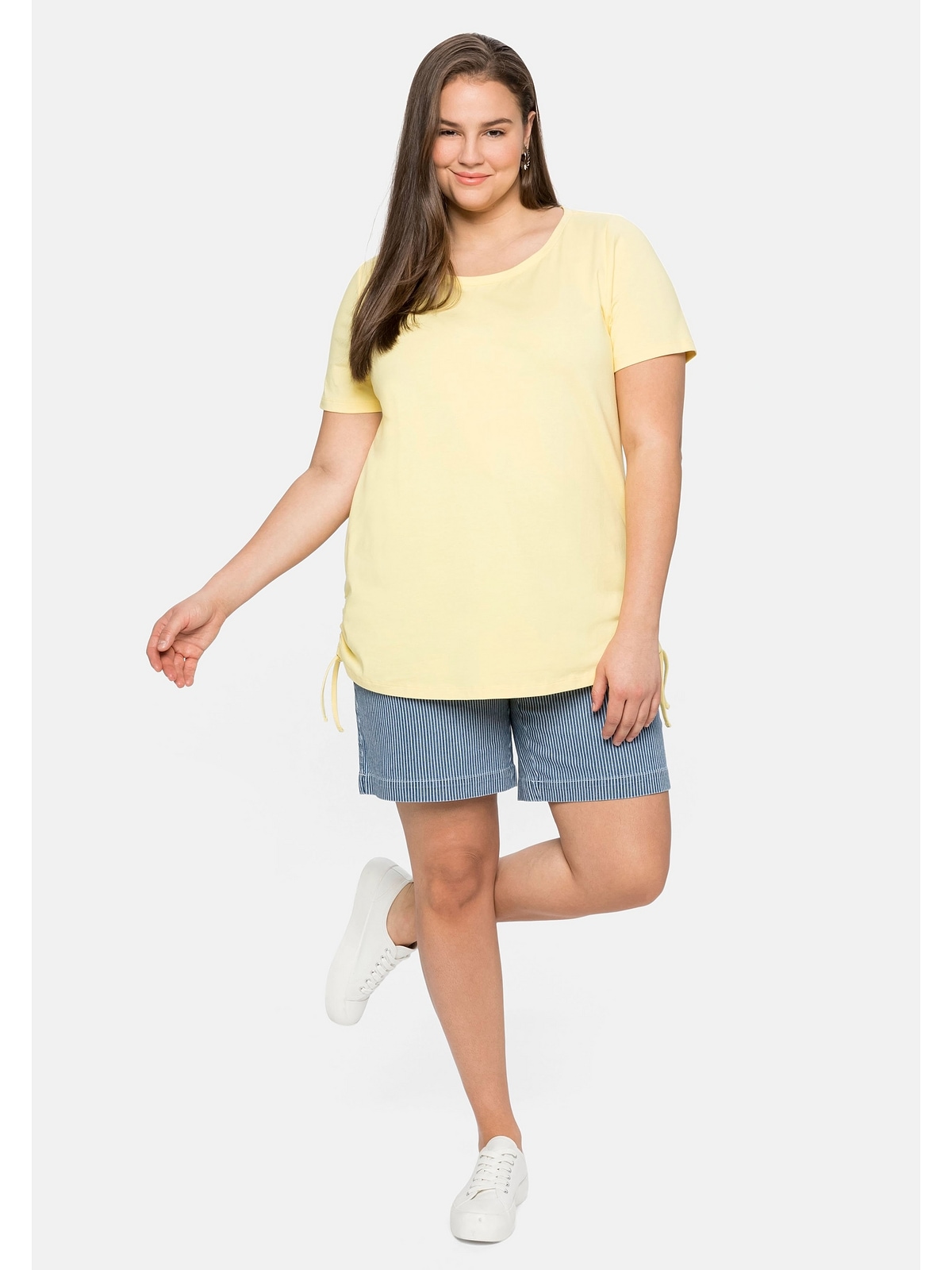 Sheego T-Shirt »Große Größen«, mit seitlicher bestellen Raffung und BAUR | Bindeband