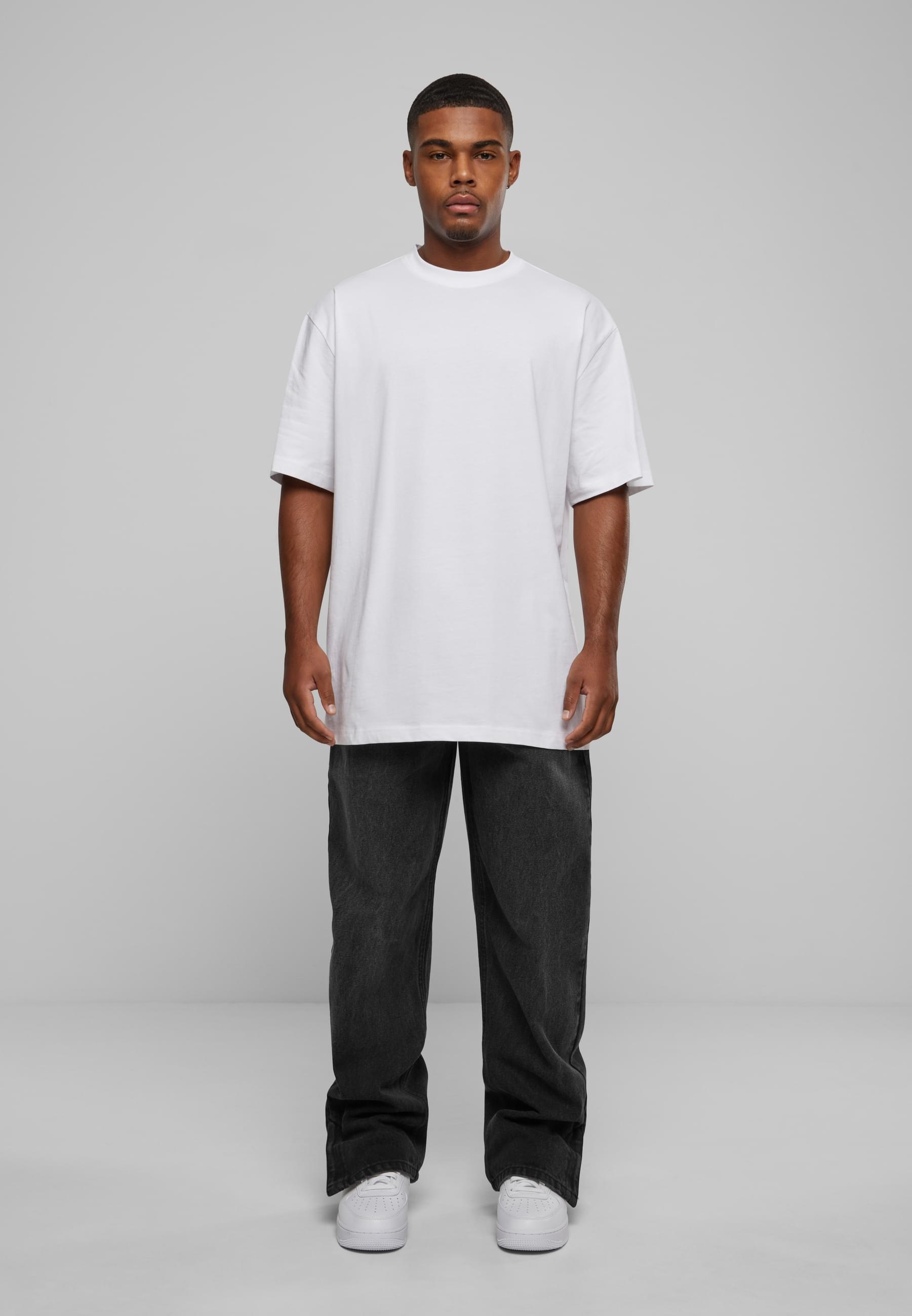 URBAN CLASSICS Bequeme Jeans »Urban Classics Herren Heavy Ounce Straight Fit Zipped Jeans«
