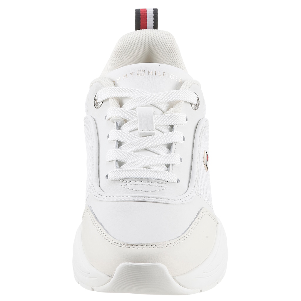 Tommy Hilfiger Keilsneaker »HILFIGER CHUNKY RUNNER«, mit zweckmäßiger Anziehlasche, Freizeitschuh, Halbschuh, Schnürschuh