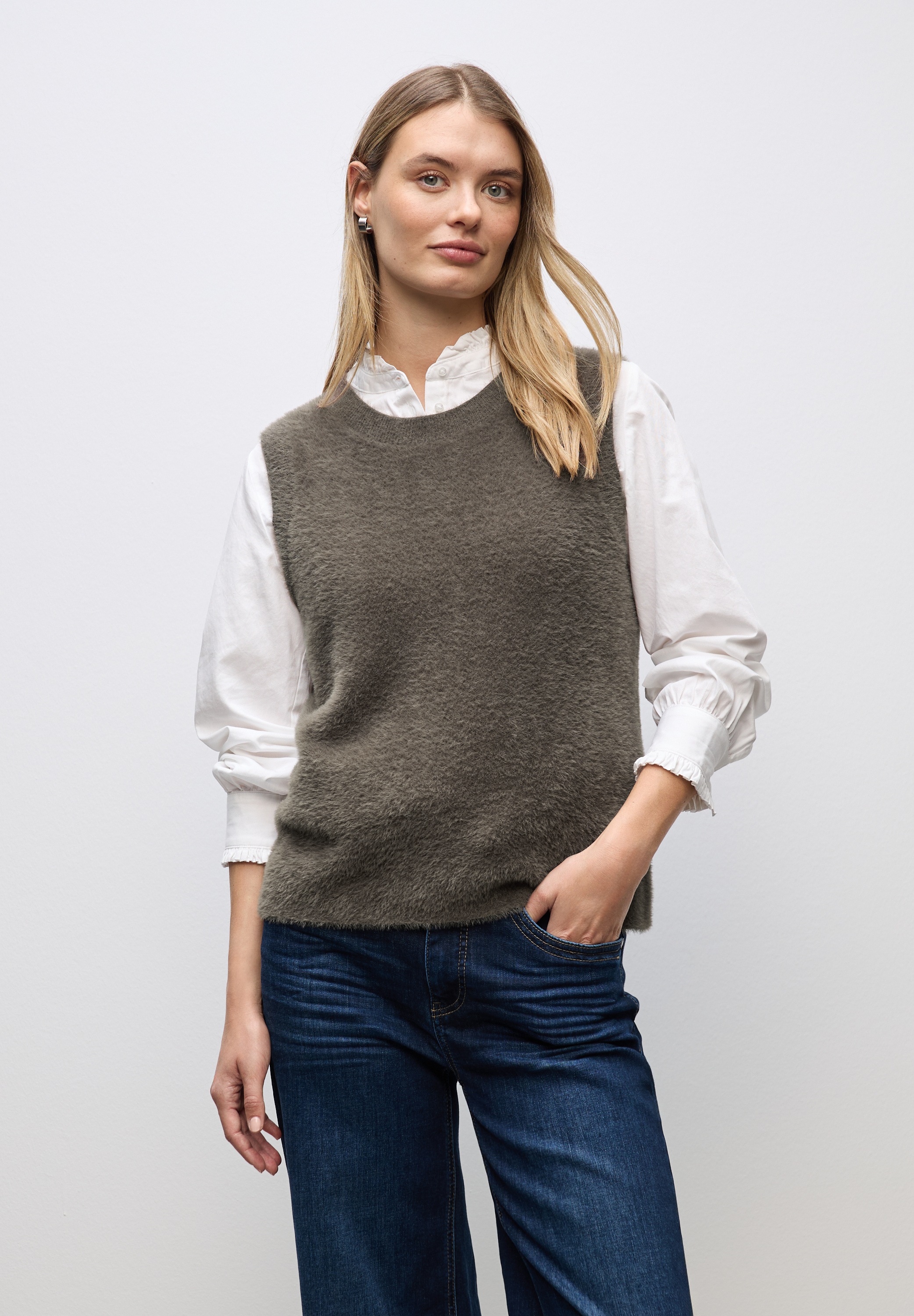 STREET ONE Pullunder, aus kuschelig weicher Qualität, Regular Fit günstig online kaufen