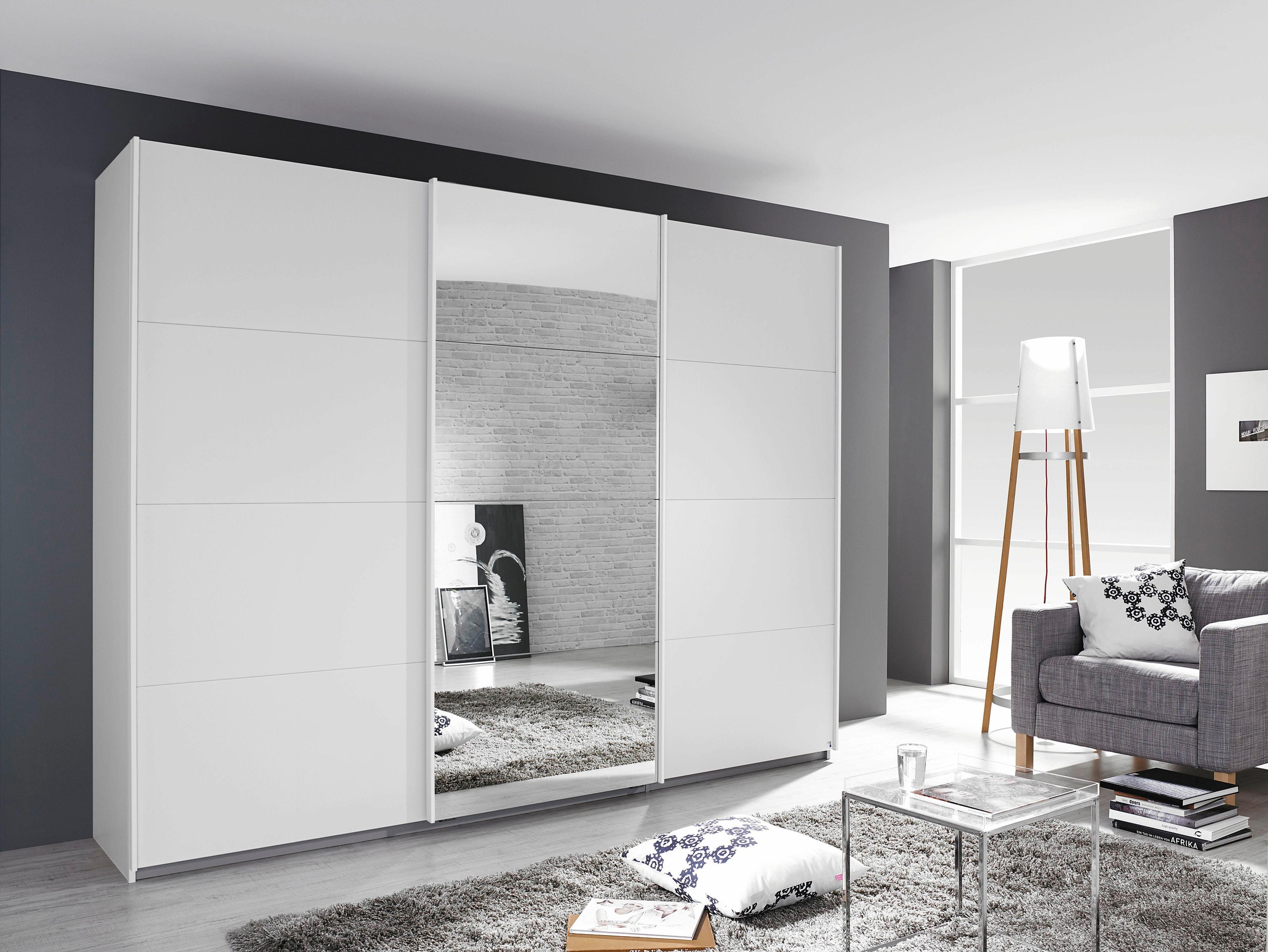 rauch Schwebetürenschrank »Kleiderschrank Schrank Garderobe Schlafzimmerschrank TUBONA«, inkl. Schubkasteneinsatz und zusätzlichen Einlegeböden MADE IN GERMANY