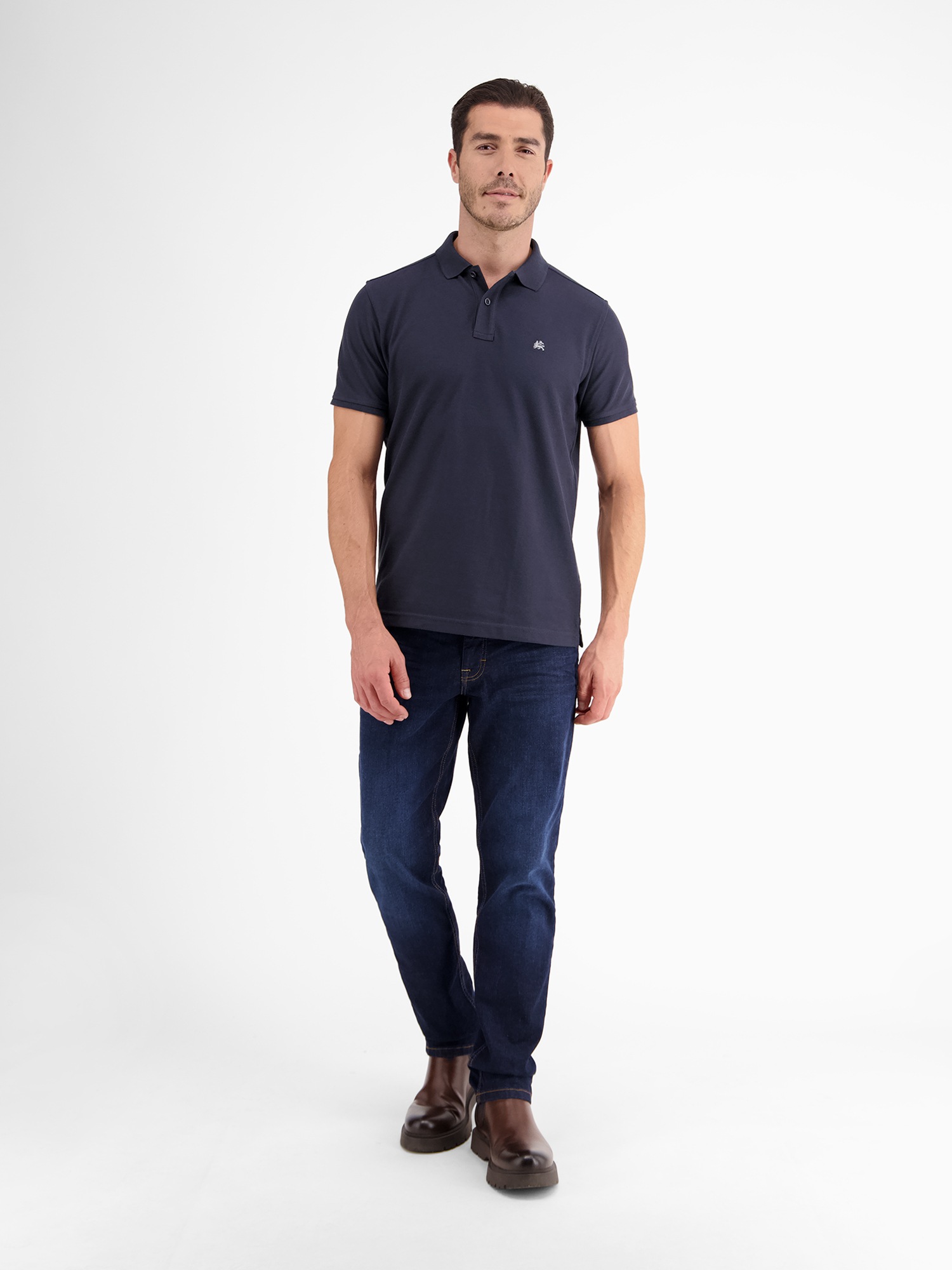 Poloshirt LERROS, Herren, Gr. L, storm blau, Single Jersey, Obermaterial: 60% Baumwolle, 40% Polyester, unifarben, normal hüftbedeckend, Rundhals, Shirts, mit Logo-Stickerei, kurzarm 6