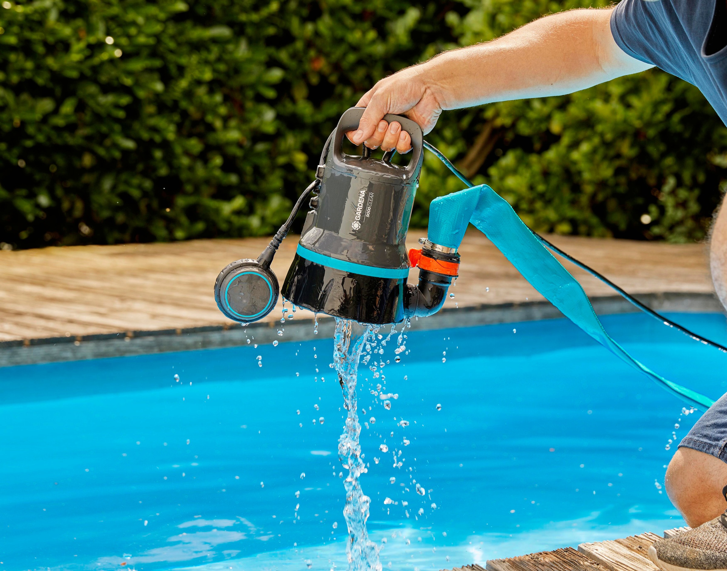 GARDENA Klarwasserpumpe »Tauchpumpe 9000, 9030-20«, 9000 l/h max. Fördermenge