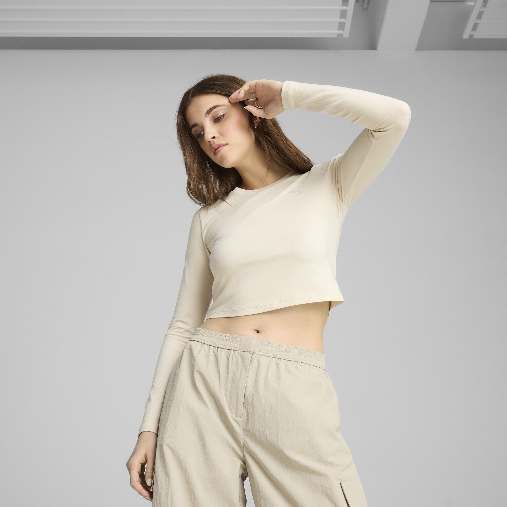 PUMA T-Shirt »WARDROBE ESS Kurzes figurbetontes T-Shirt Damen«