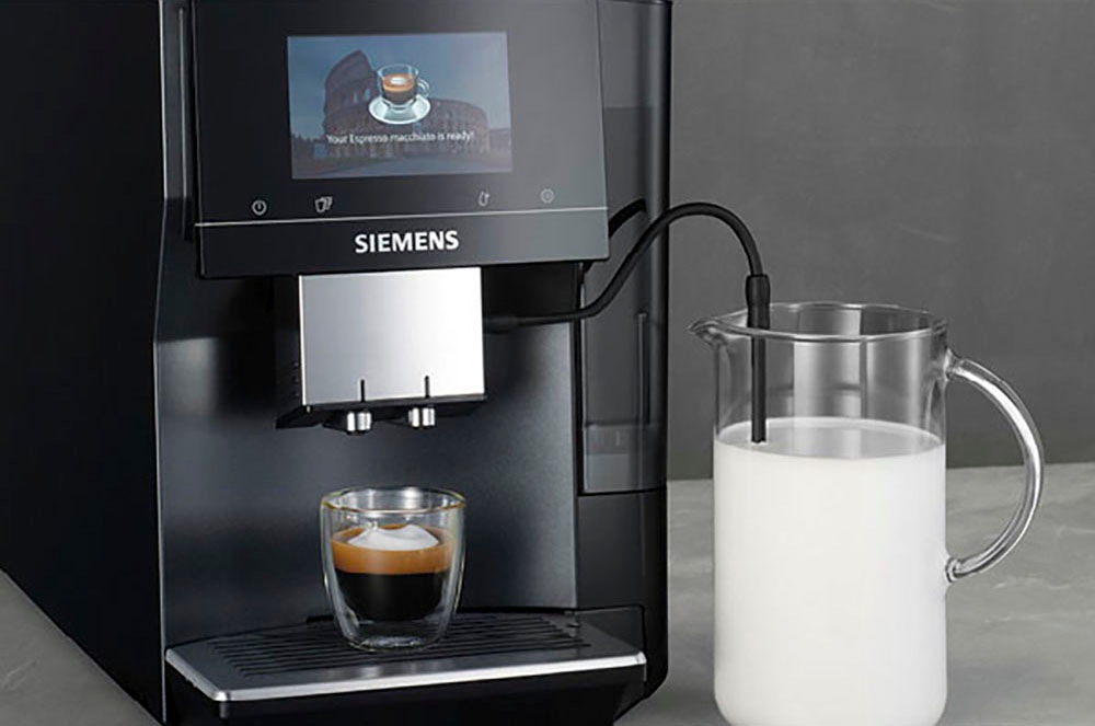 | Full-Touch-Display, SIEMENS speicherbar, 15 classic Kaffeevollautomat bis Milchsystem-Reinigung Profile TP707D06«, BAUR »EQ700