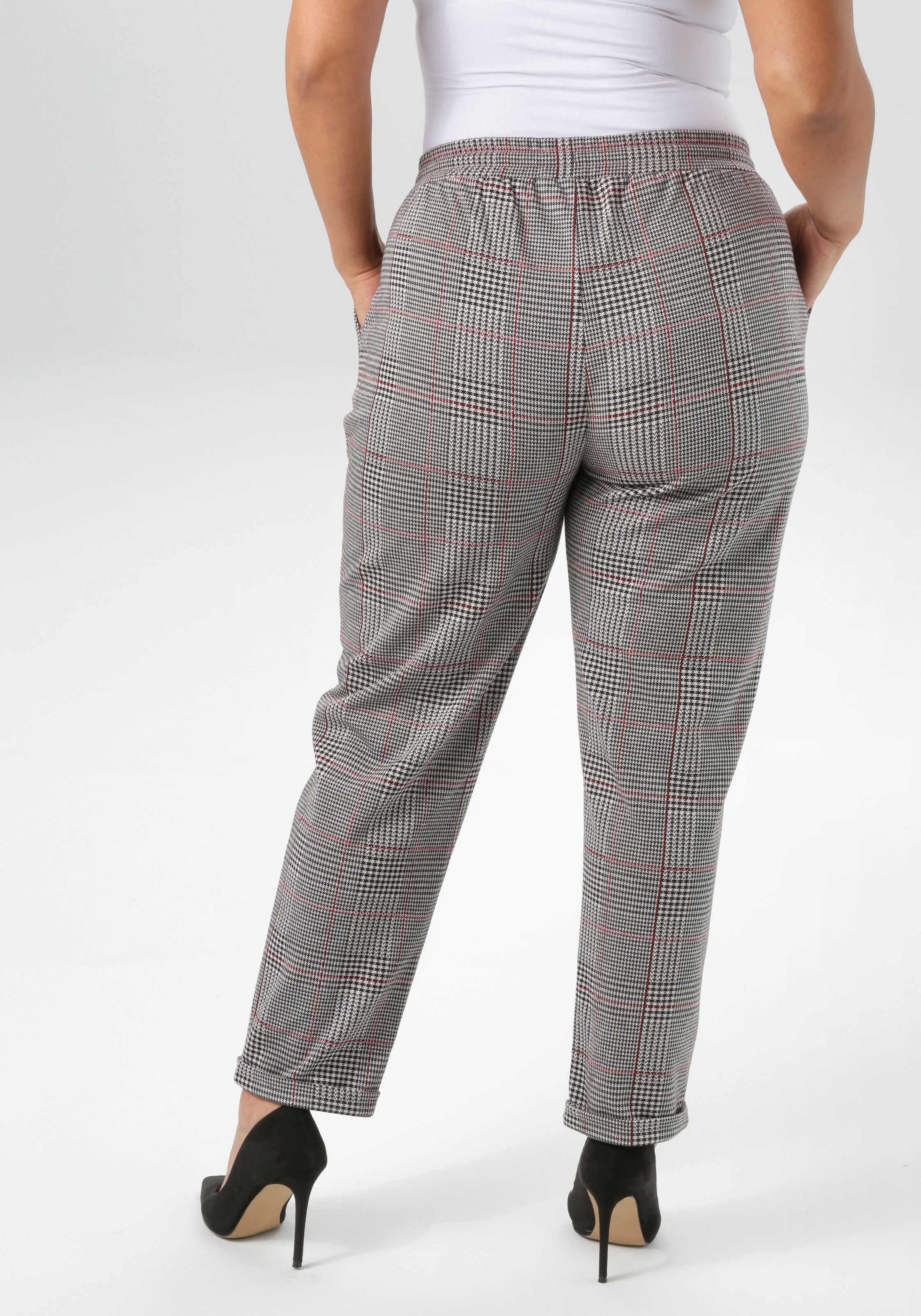 Thumbnail - Aniston PLUS Schlupfhose in trendigen Karodessin