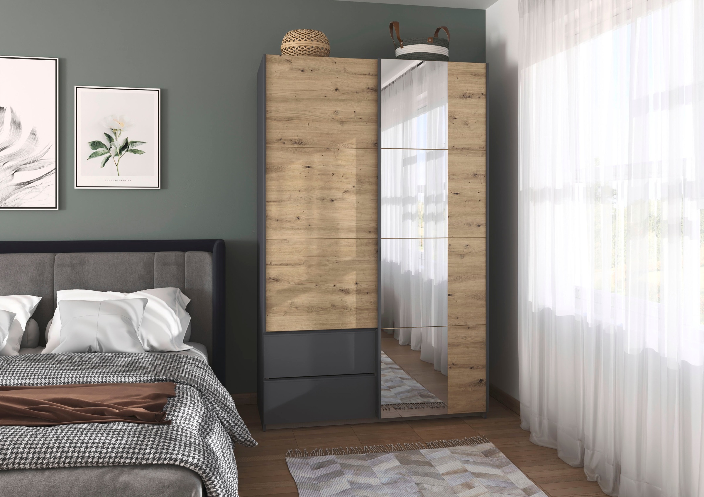 rauch Schwebetürenschrank »Kleiderschrank Schrank Garderobe Wäscheschrank SEVILLA mit Spiegel«, (in 3 verschiedenen Ausstattungen BASIC/CLASSIC/PREMIUM), Metall-Griffleisten alufarben oder Graumetallic MADE IN GERMANY