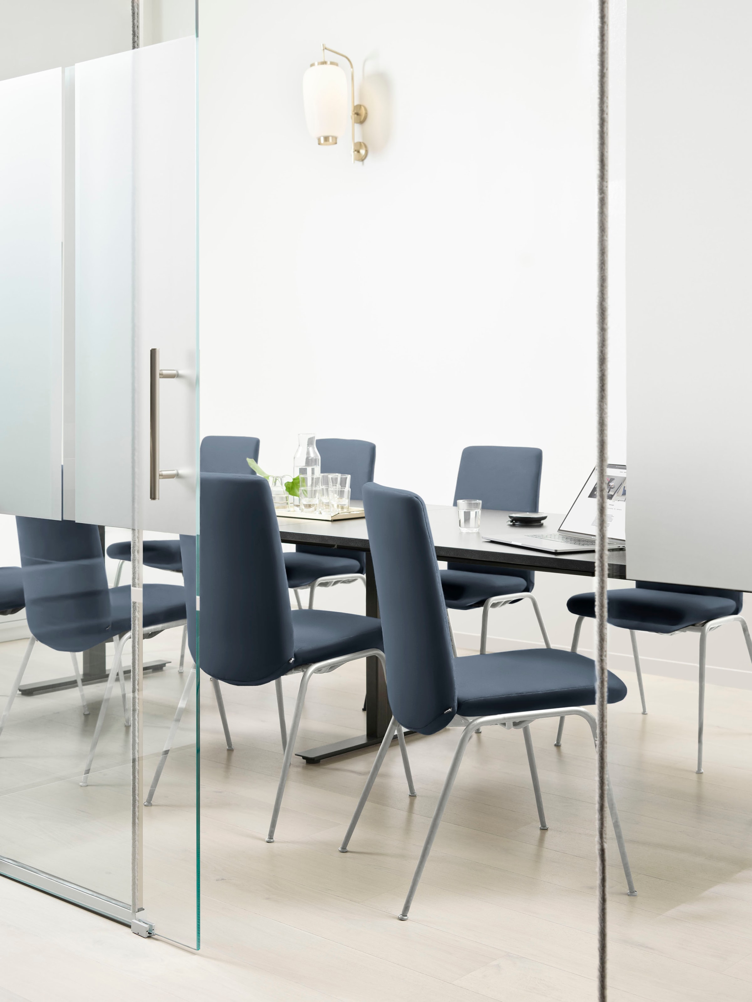 Stressless® Polsterstuhl »Laurel«, Leder PALOMA, Low Back, Größe L, mit Beinen aus Stahl in Chrom glänzend