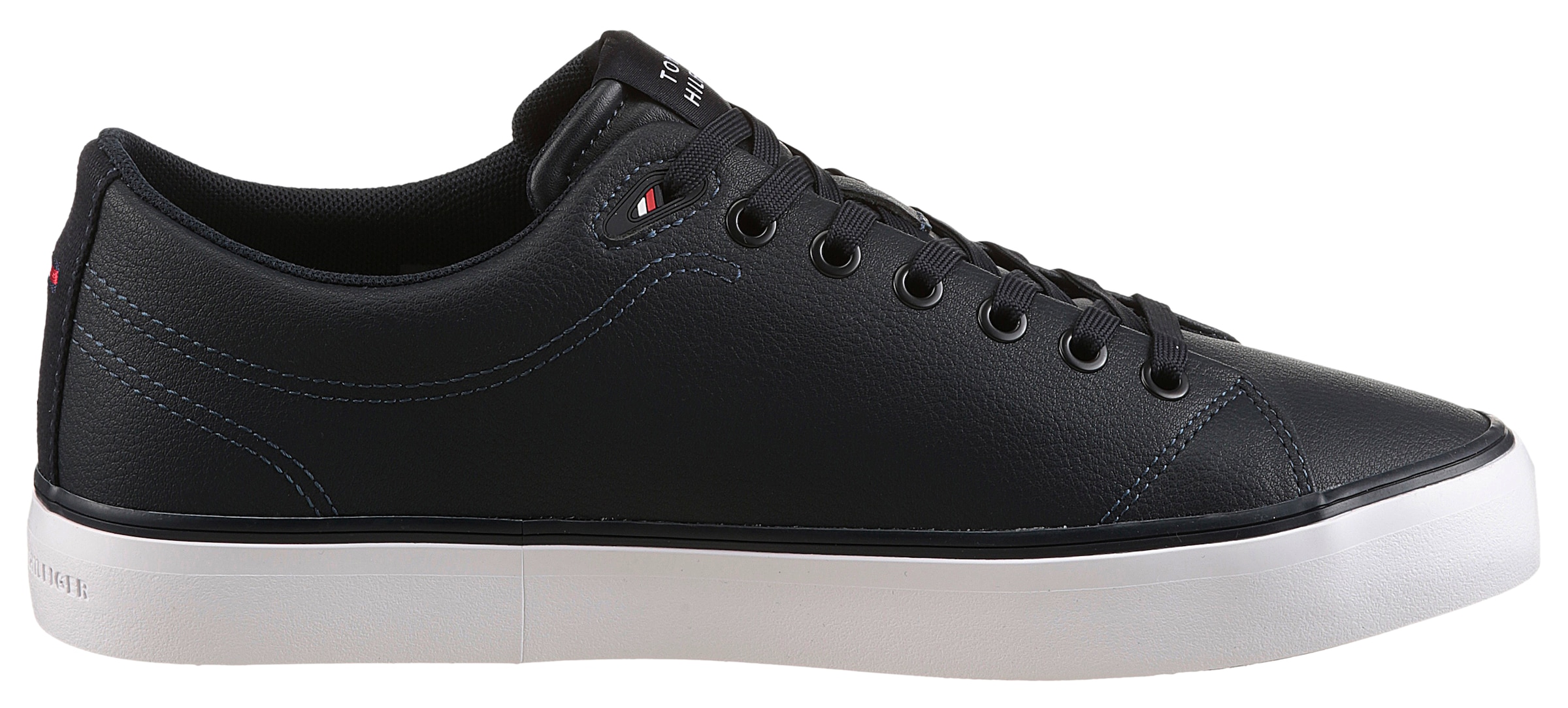 Tommy Hilfiger Sneaker »TH HI VULC CORE LOW LTH II ESS«, Freizeitschuh, Halbschuh, Schnürer in schmaler Form