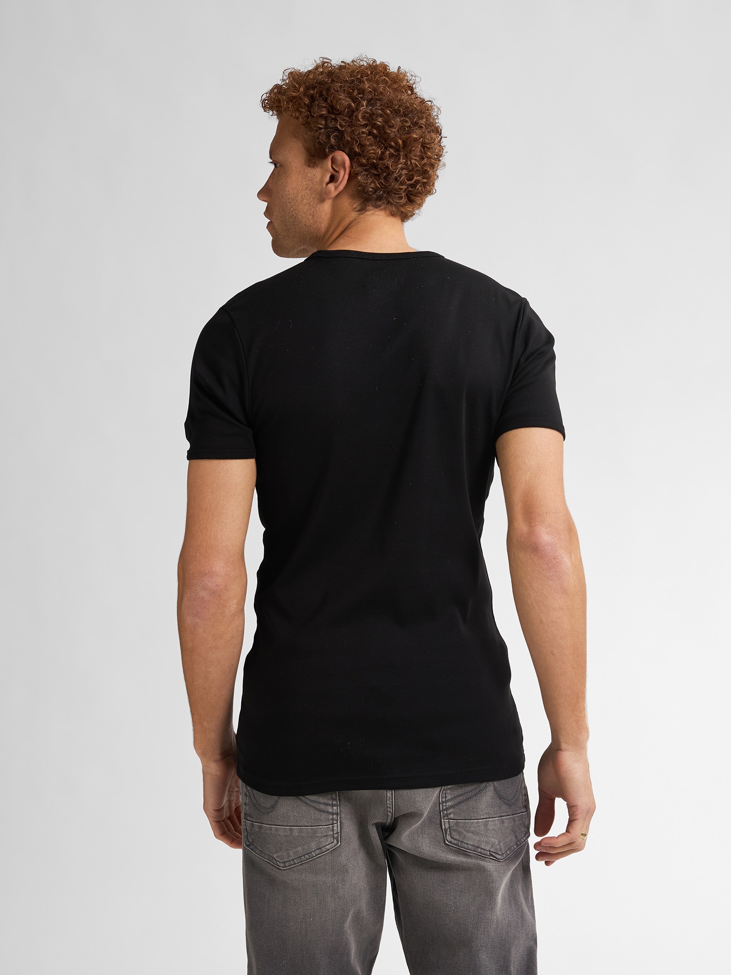 Petrol Industries T-Shirt mit V-Ausschnitt