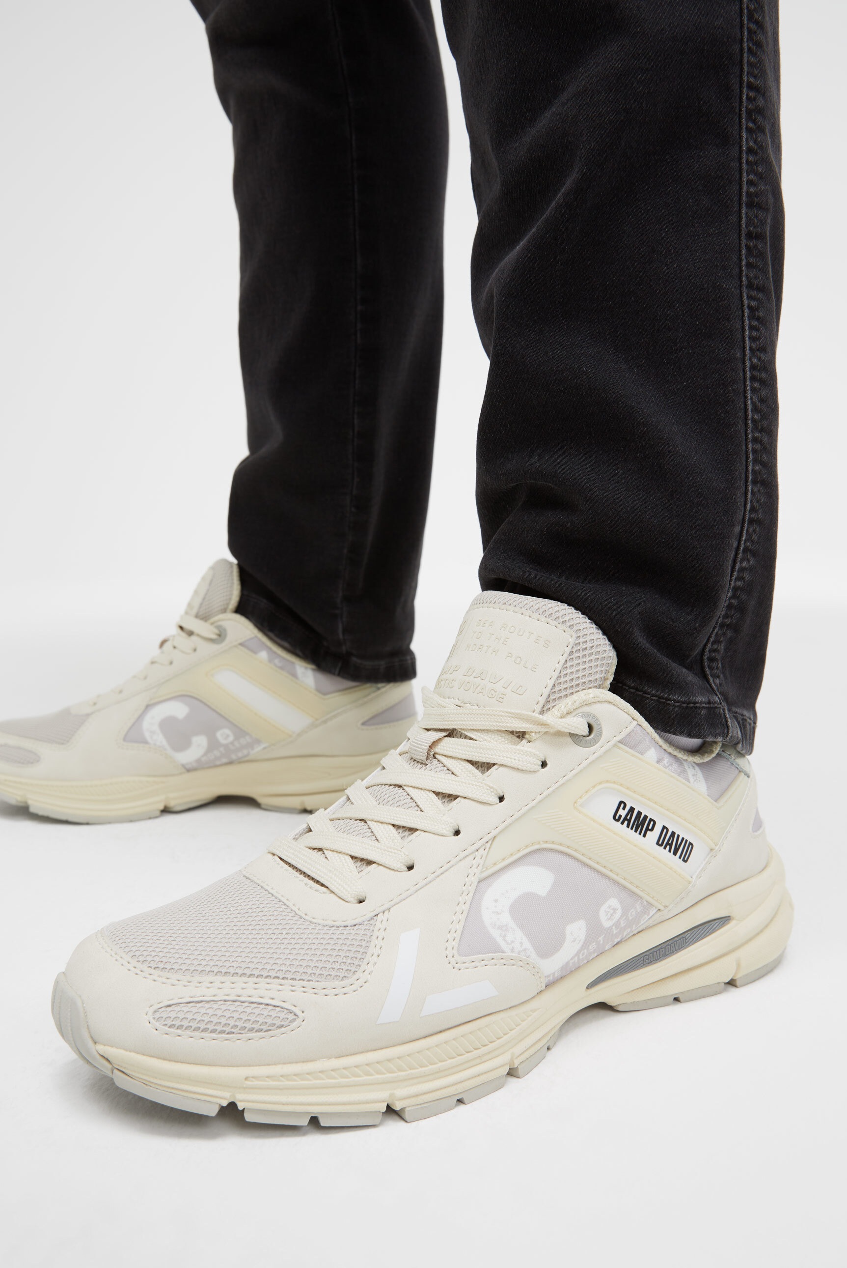 CAMP DAVID Sneaker, mit gepolstertem Einstieg