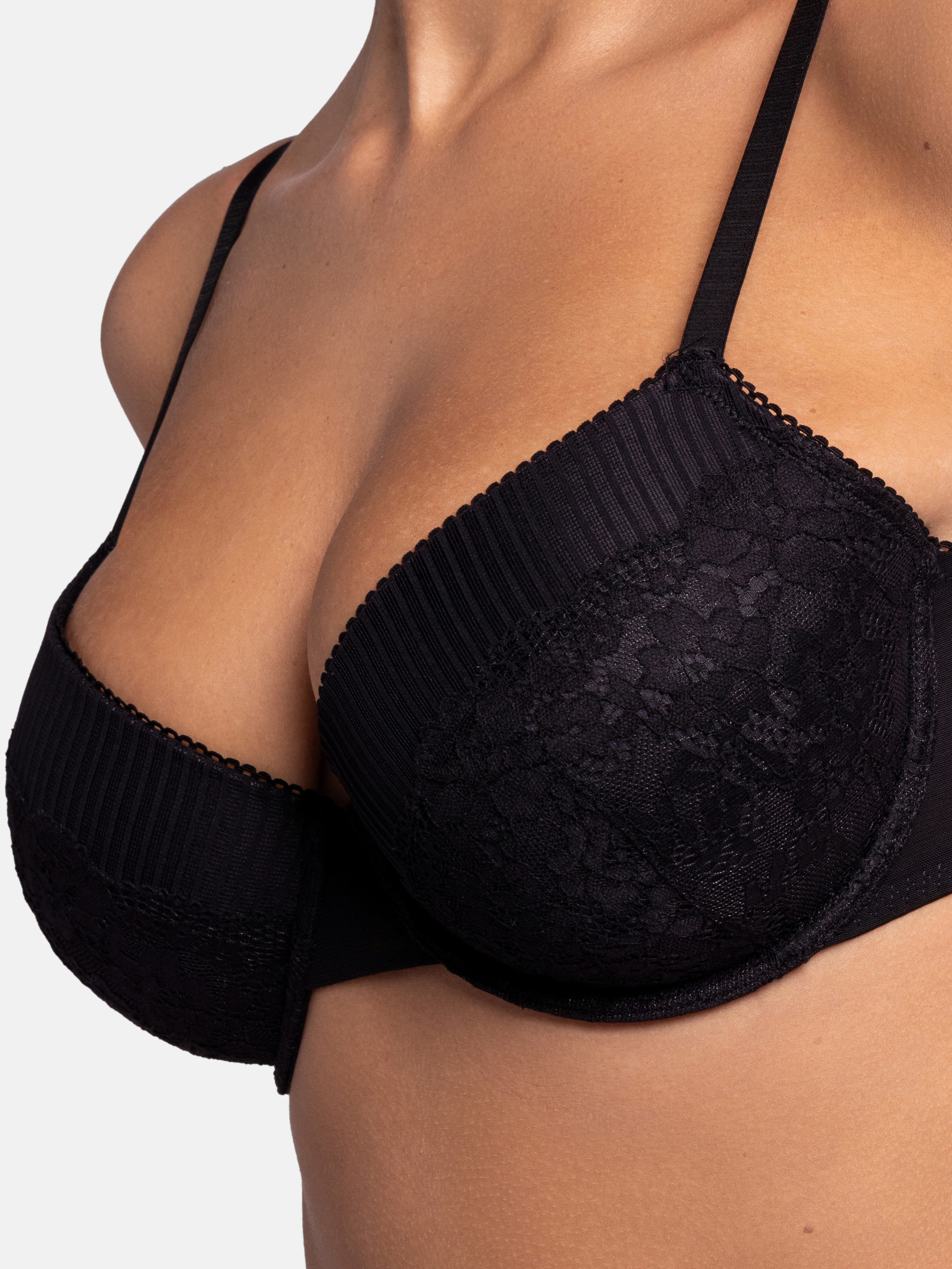 Dorina Bügel-BH »MURIEL-2PP«, Vorgeformte Cups, leicht wattiert, Spitzendetails