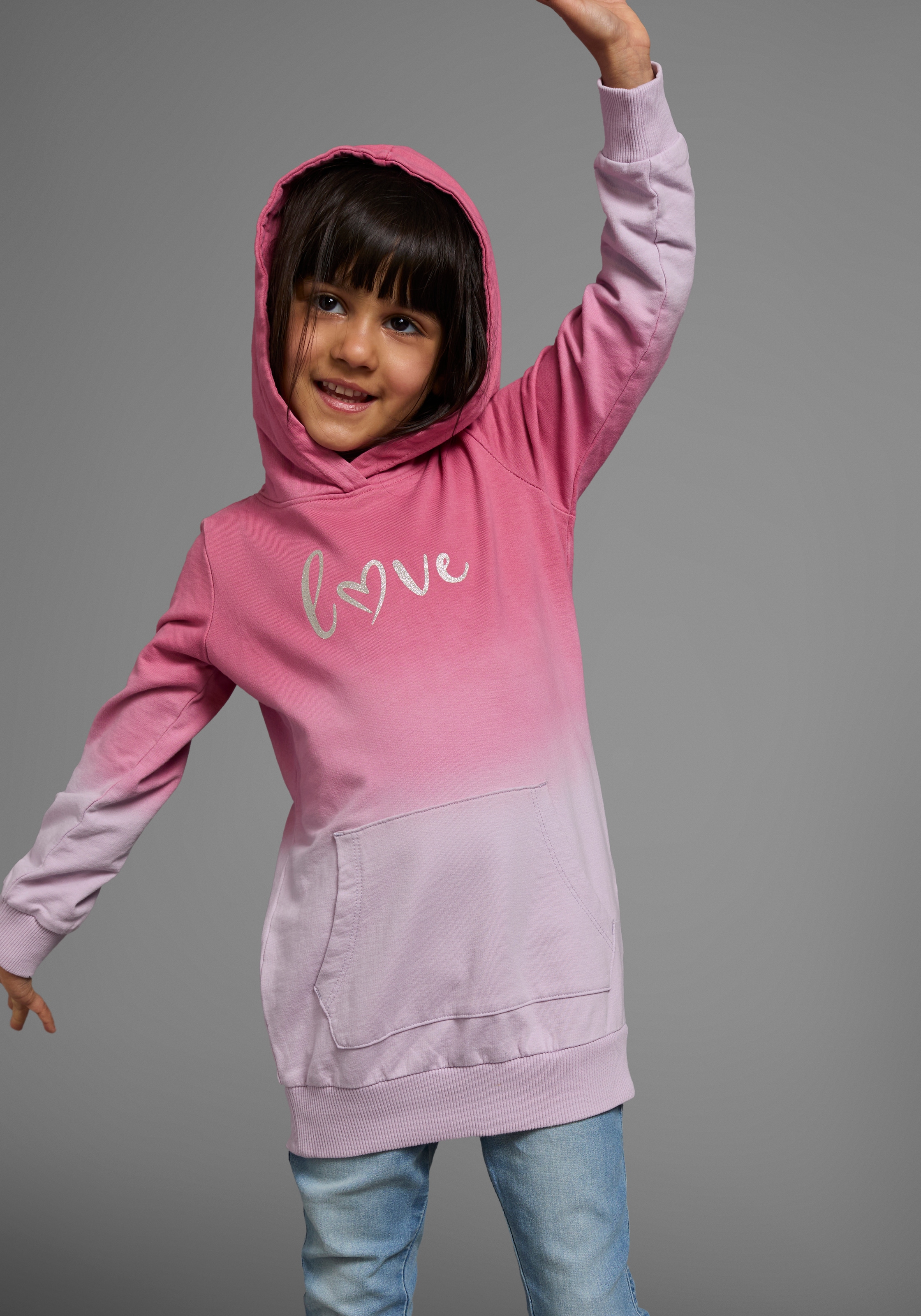 KIDSWORLD Kapuzensweatshirt ", Longsweatshirt mit LOVE print", Langarm, po-bedeckend, mit Glitzerdruck, aus Baumwolle
