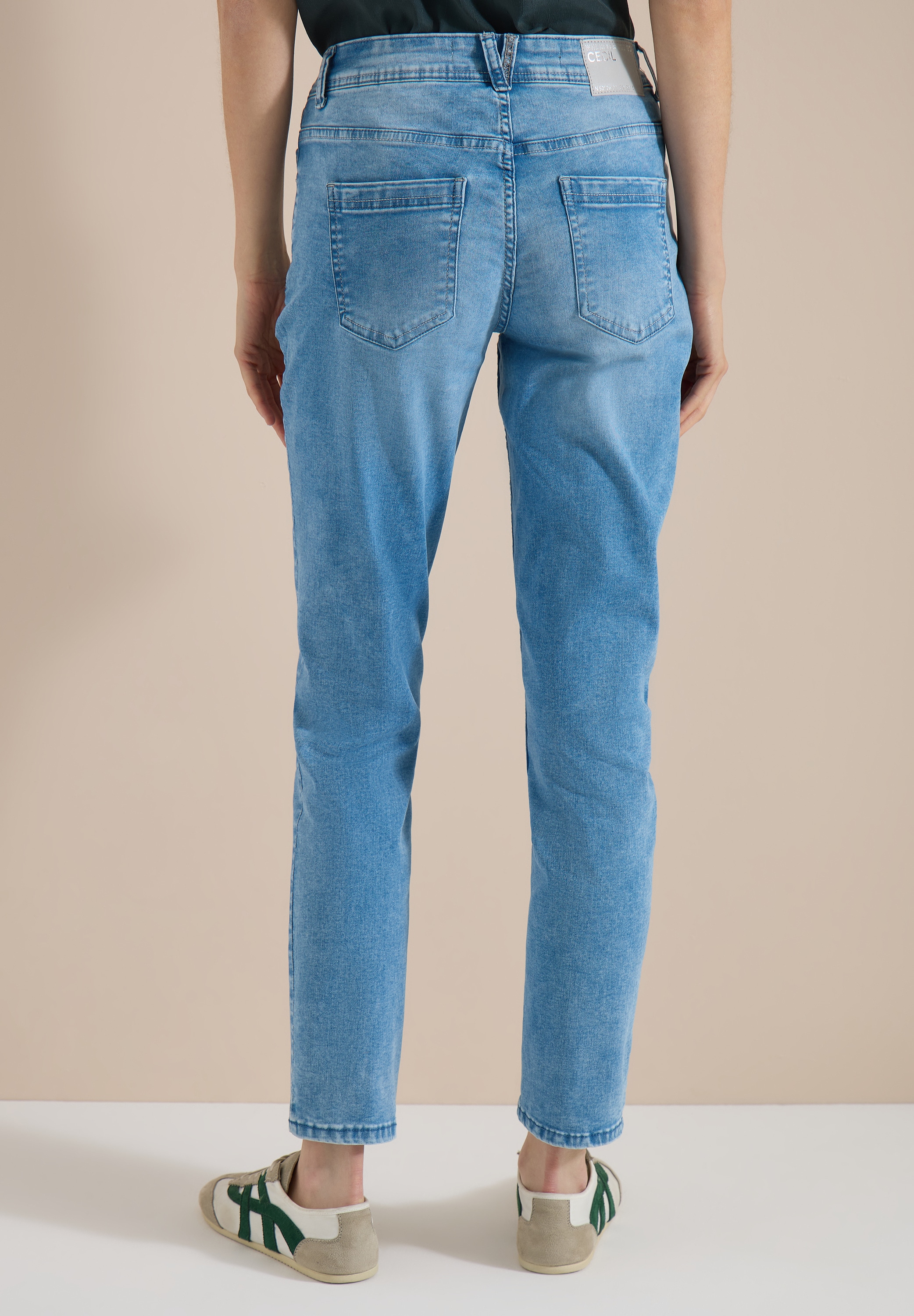 Cecil Middle Waist