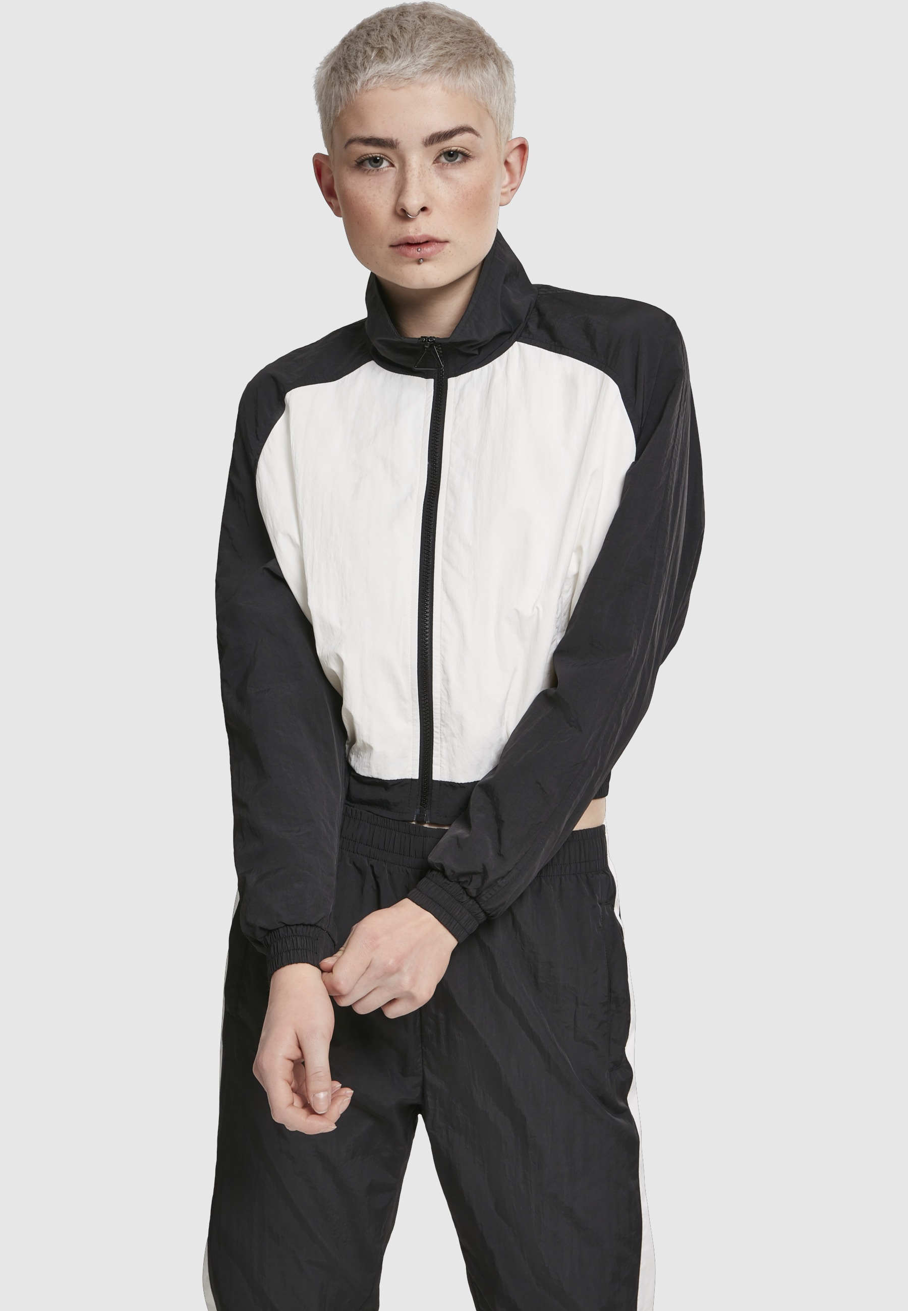 URBAN CLASSICS Langmantel »Urban Classics Damen Ladies Short Raglan Crinkle Batwing Jacket«