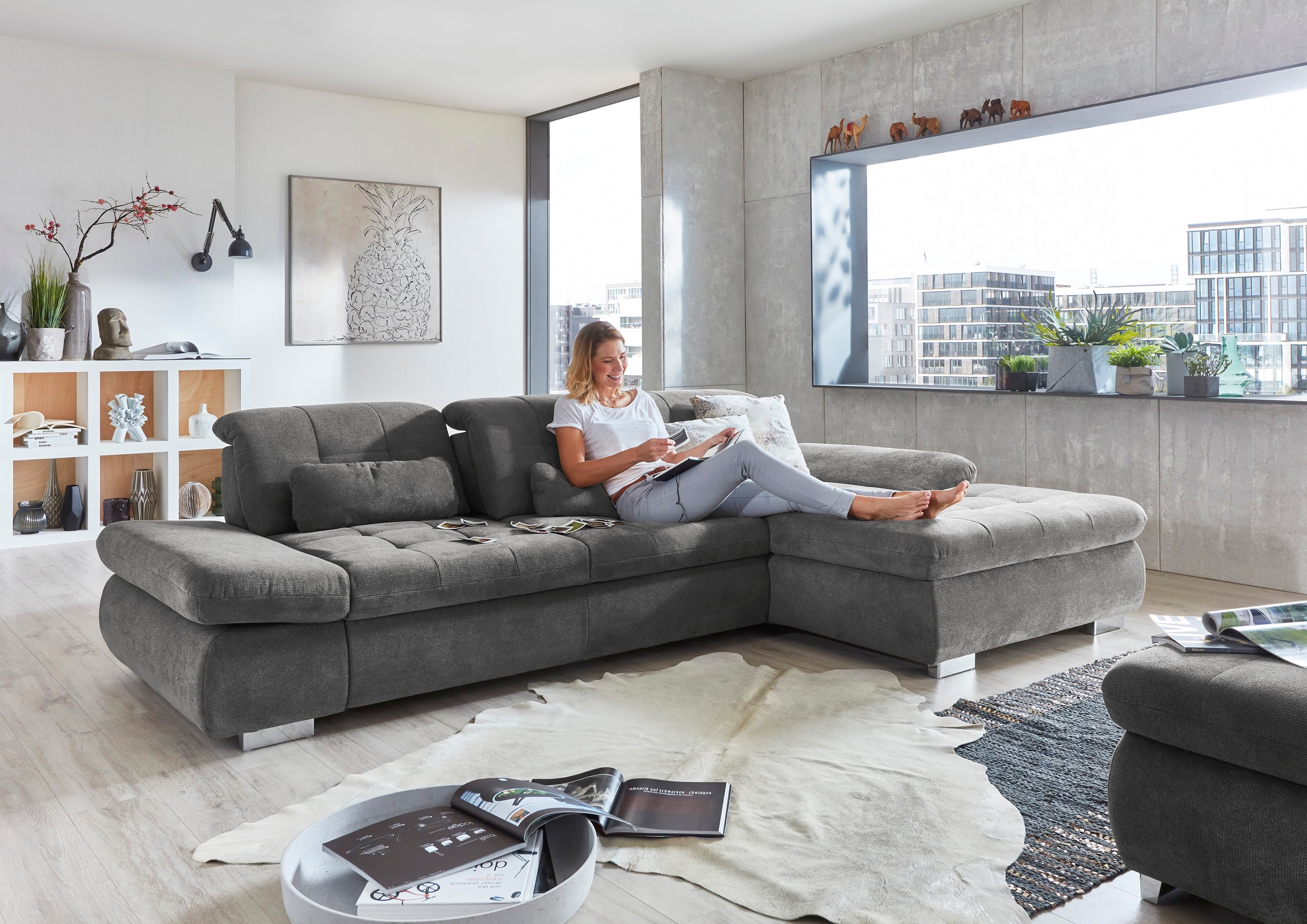 Die PlanBar Ecksofa »MP-IN17004 L-Form, Breite 331 cm, wahlweise mit Funtkionen« Kaltschaum-Polsterung, inkl. Sitztiefenverstellung