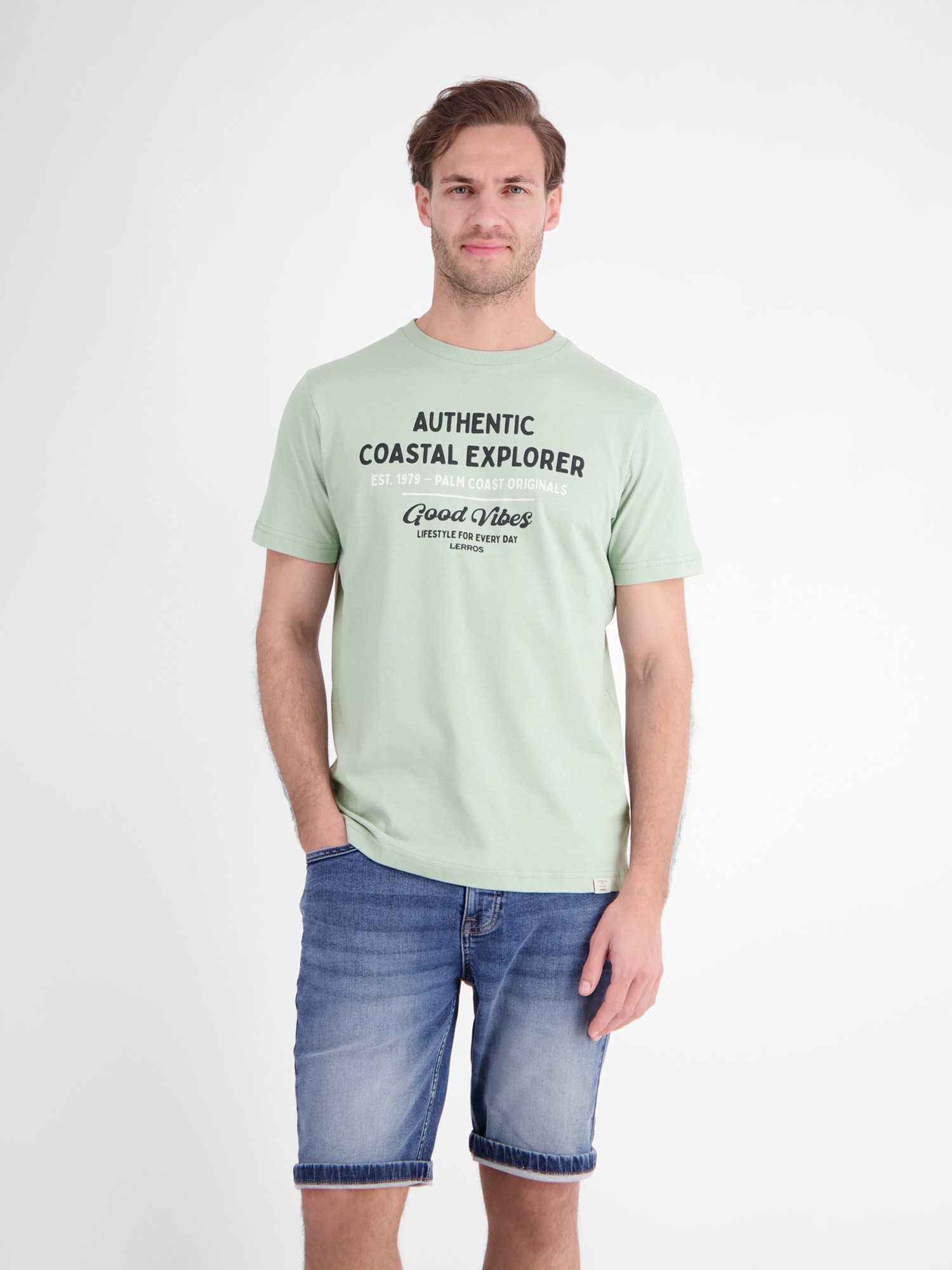 LERROS T-Shirt "T-Shirt mit O-Neck aus softer Baumwolle mit Summervibe-Print"