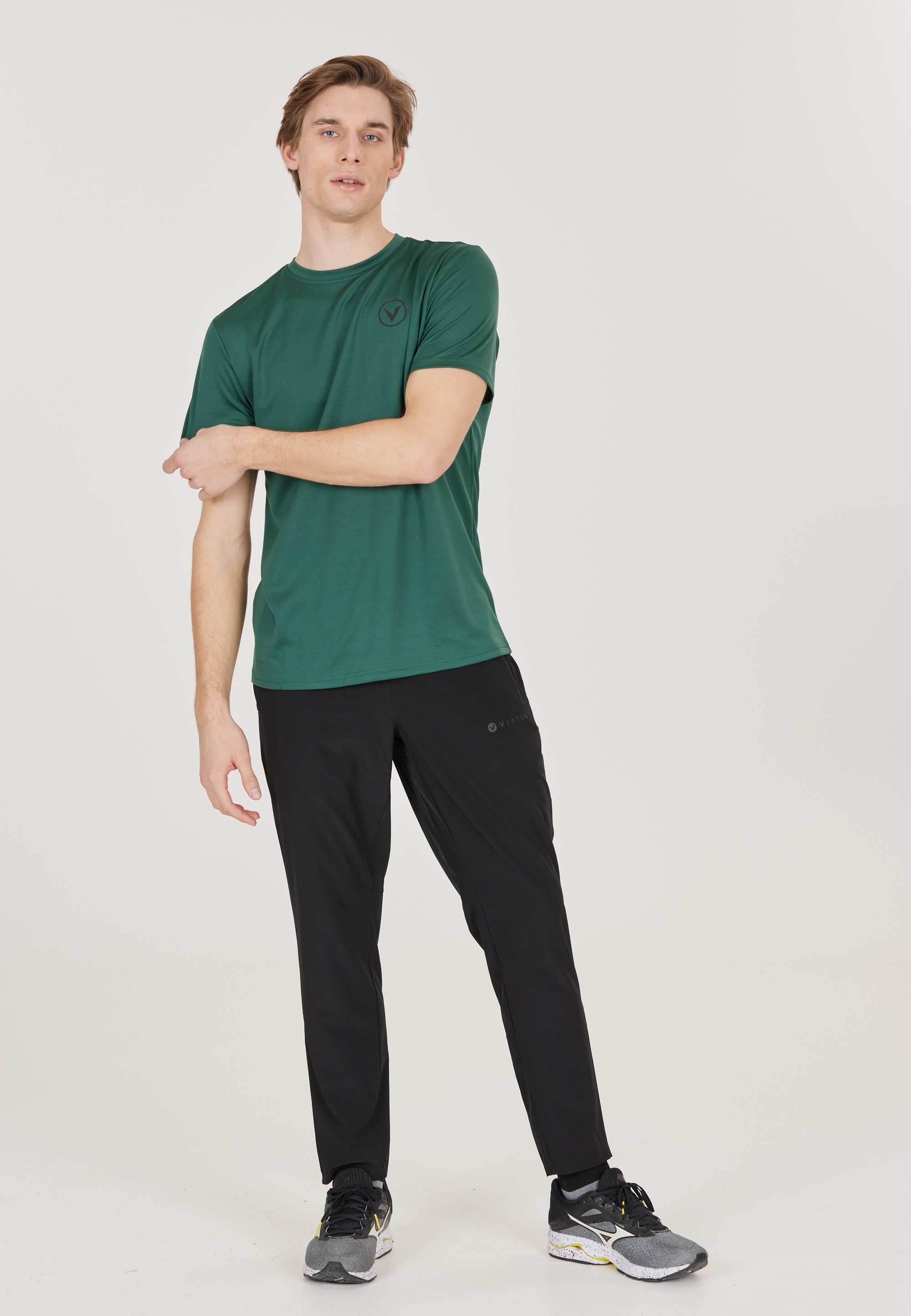 Virtus Funktionsshirt "Keso" 1 Stk. mit schnelltrocknender und atmungsaktiv günstig online kaufen