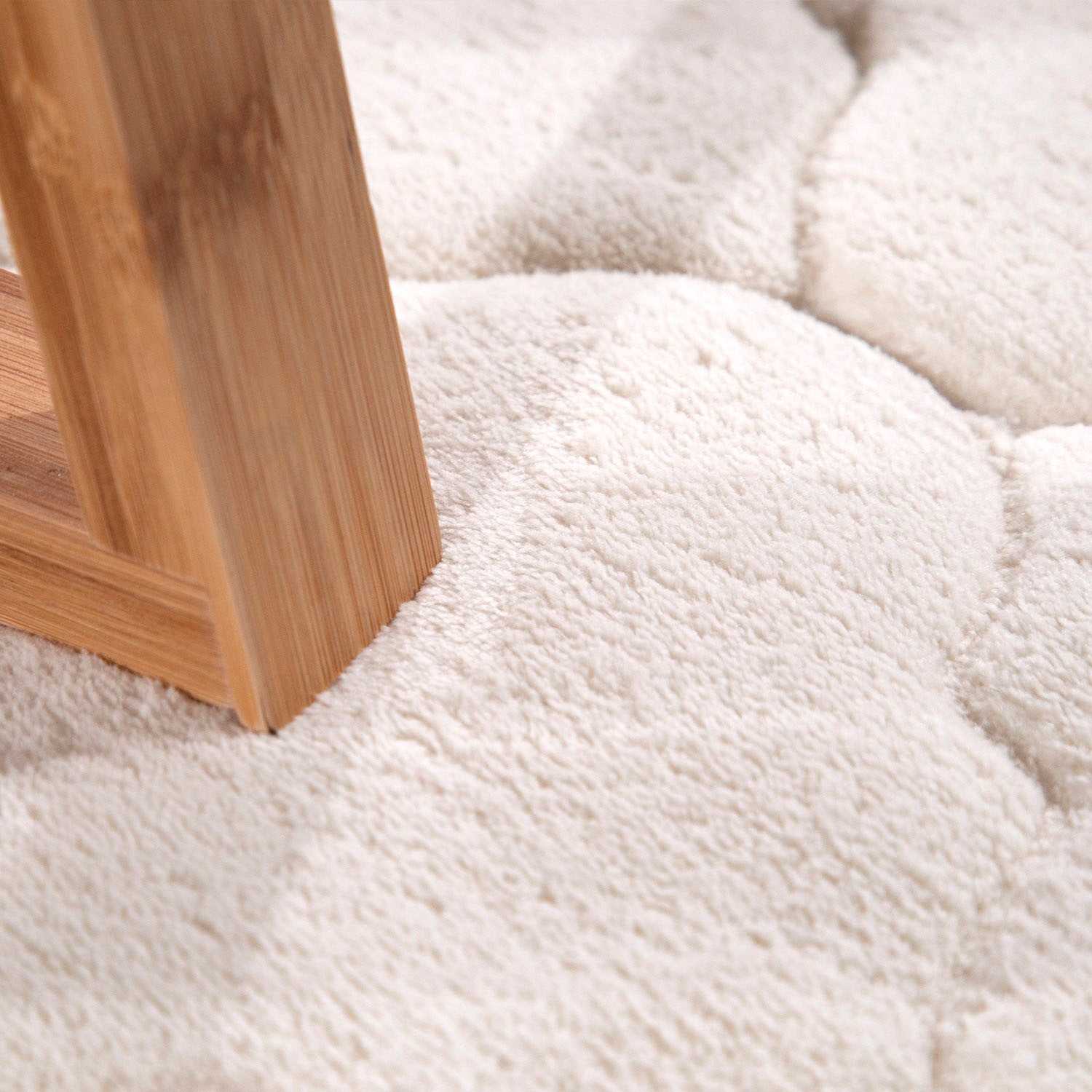 Paco Home Badematte »Corby 251, Memory-Schaum Effekt«, rutschhemmend beschichtet, fußbodenheizungsgeeignet, Badteppich, Uni Farben, Ornamente, Hoch-Tief Effekt