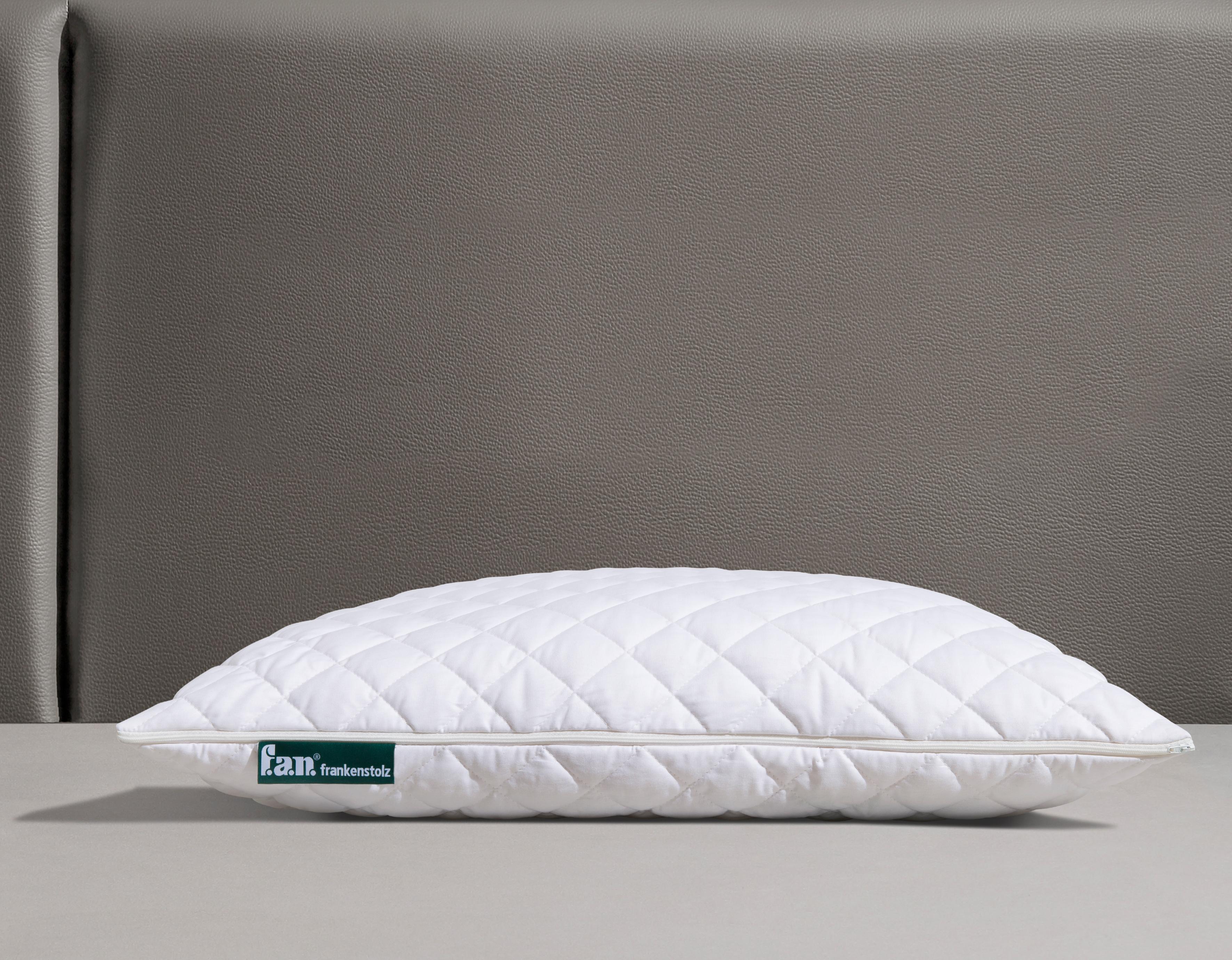 Thumbnail - fan Kunstfaserkopfkissen "KS Baumwolle" Füllung: 100% Polyester 1 Stk. tlg. Kochfeste Qualität „Made in Germany“