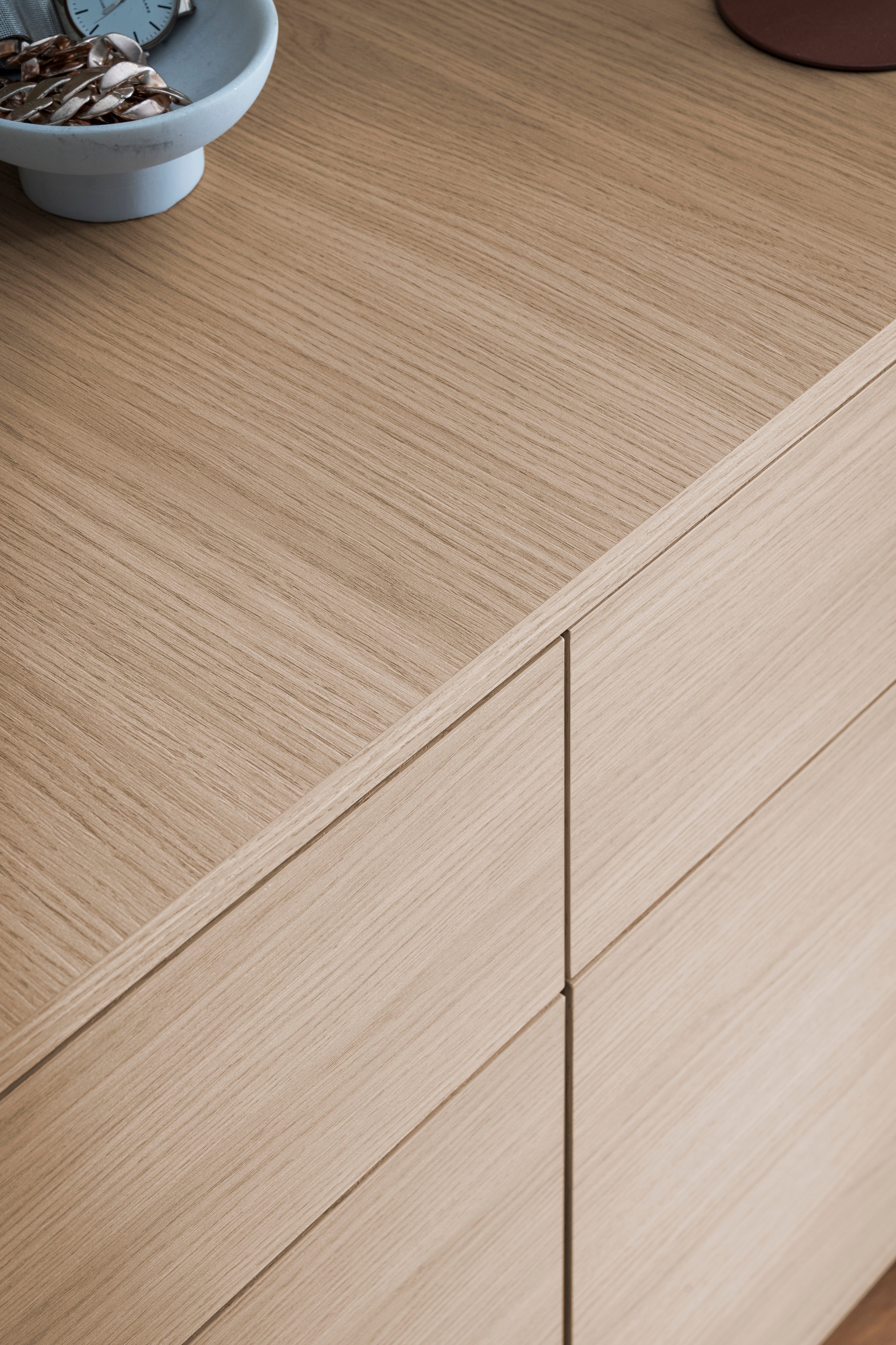 Home affaire Sideboard »Torsby, moderner Schrank, Kommode in Eiche Natur, 180 cm breit« abgerundete Ecken, ausreichend Stauraum, vielseitig einsetzbar