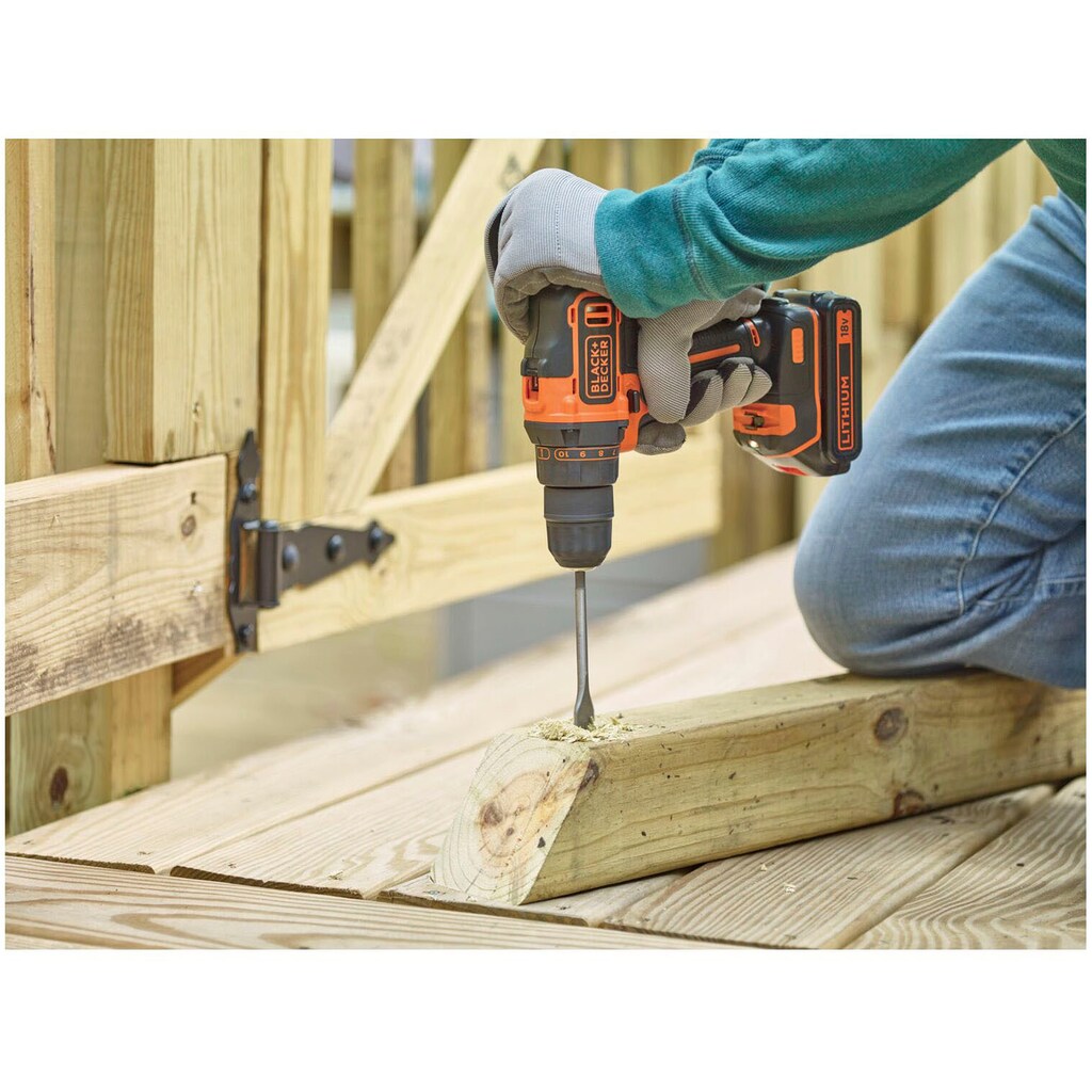 Black + Decker Akku-Bohrschrauber »BDCDD186K«, (Set, 4 tlg.)