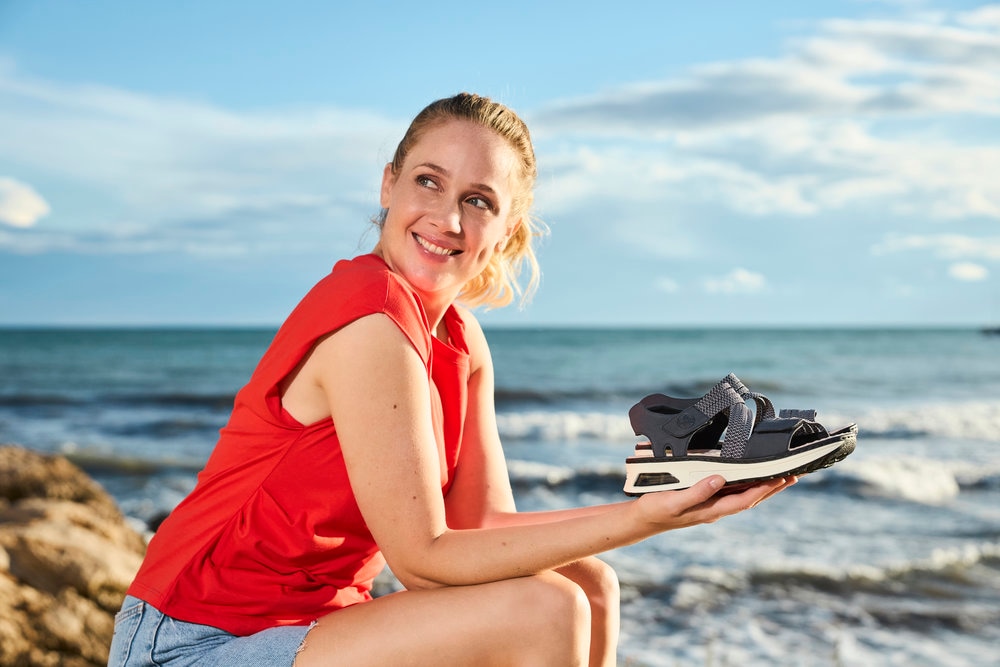 Rieker Keilsandalette, Sommerschuh, Outdoorschuh, Trekkingschuh mit genoppter Innensohle