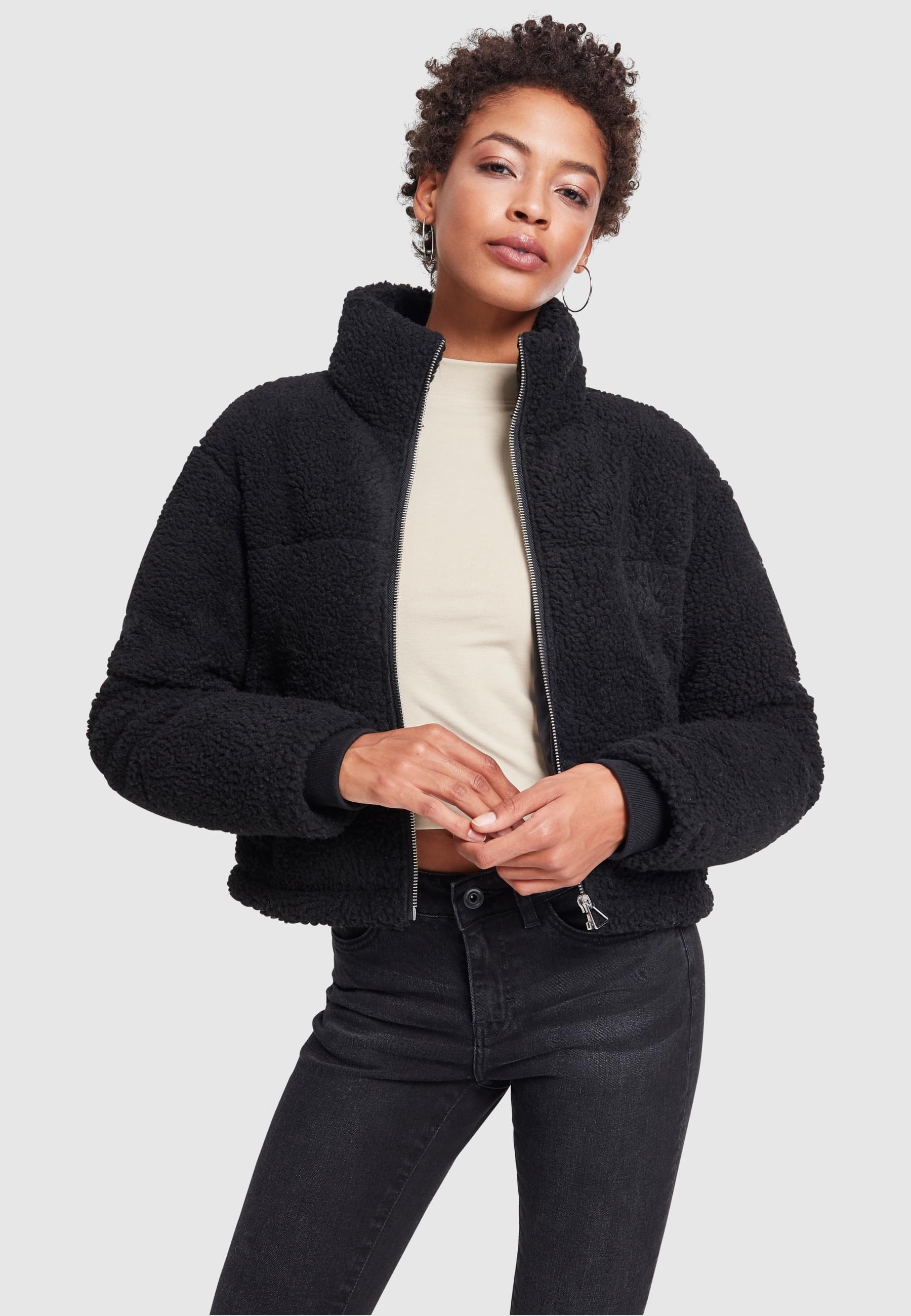 URBAN CLASSICS Winterjacke »Urban Classics Damen Ladies Boxy Sherpa Puffer Jacket«, (1 St.), ohne Kapuze