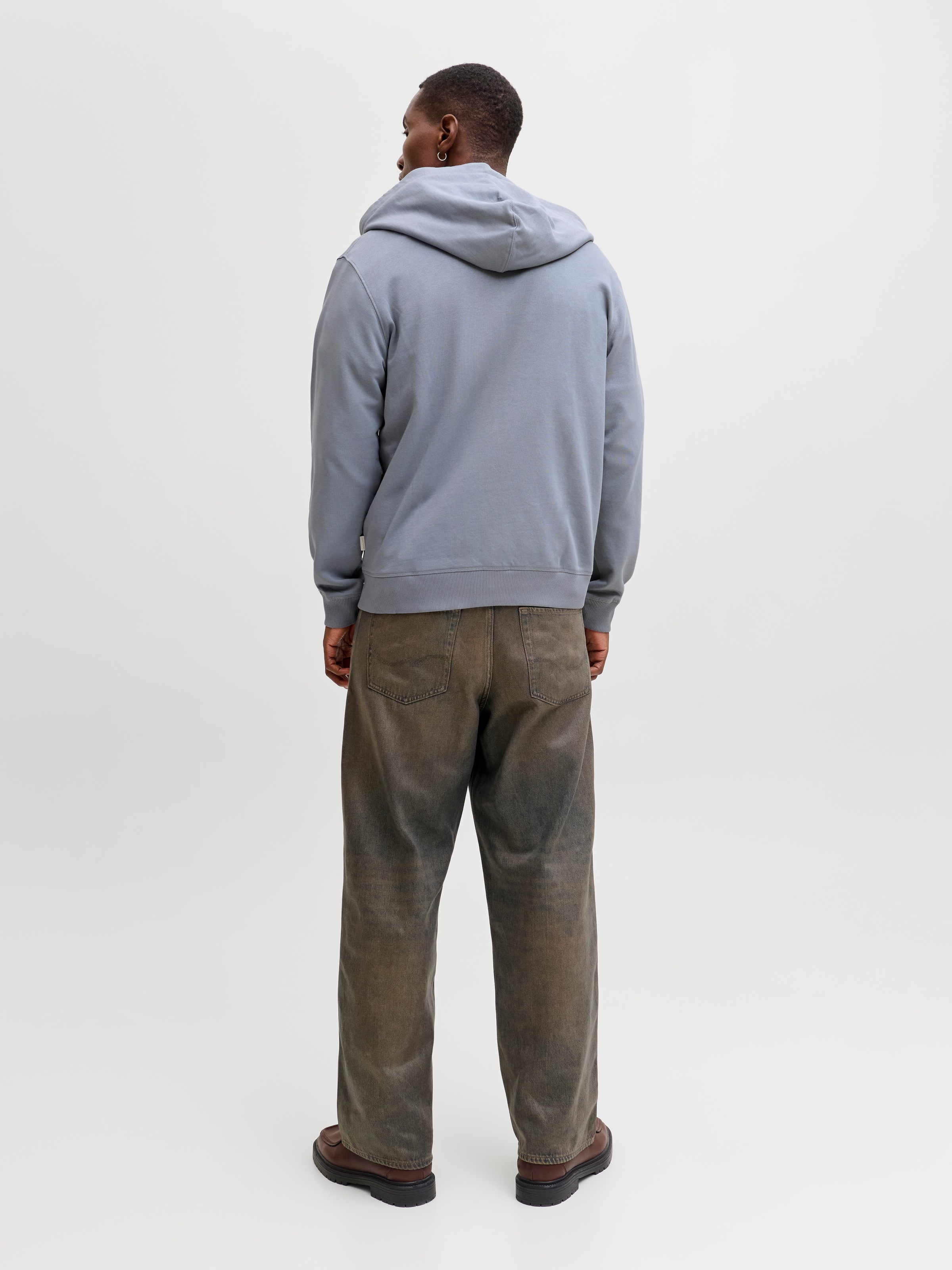 Jack & Jones Kapuzensweatshirt »JORNORREBRO EMB SWEAT ZIP HOOD NOOS«, mit Stickerei
