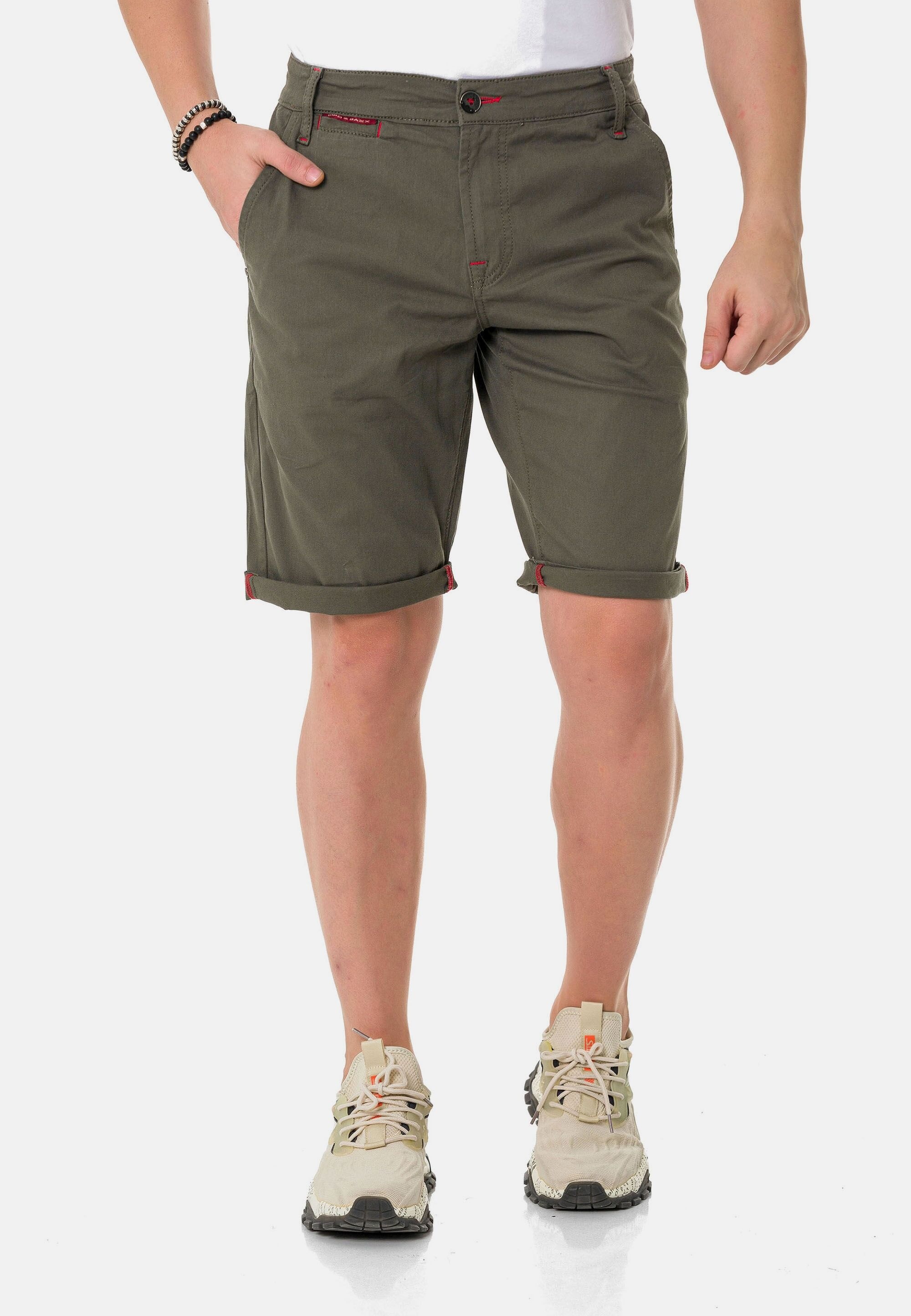 Stoffhose CIPO & BAXX "Shorts", Herren, Gr. 38, Normalgrößen, grün (khaki), 97% Baumwolle, 3% Elasthan, unifarben, regular fit knielang, Hosen Stoffhose, im unifarbenen Look