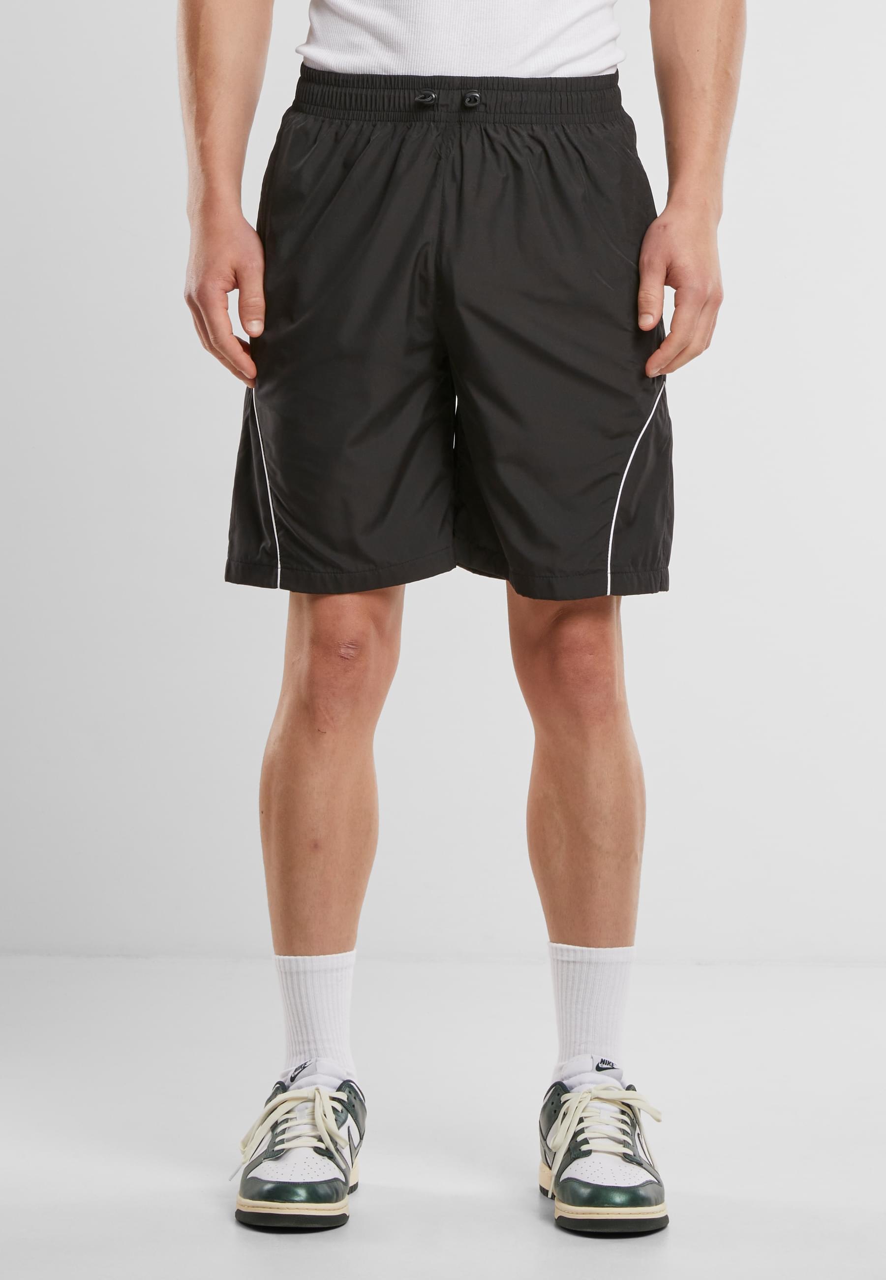 URBAN CLASSICS Shorts »Urban Classics Piped Panel Trackshorts«, (1 tlg.)