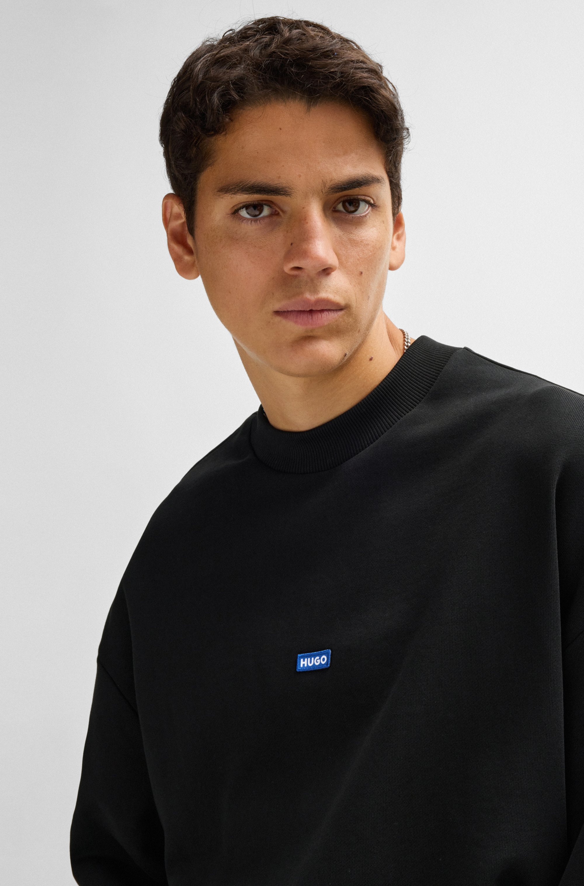 Thumbnail - HUGO Blue Sweatshirt "Nedro", Rundhalsausschnitt, Regular Fit, Logo-Patch