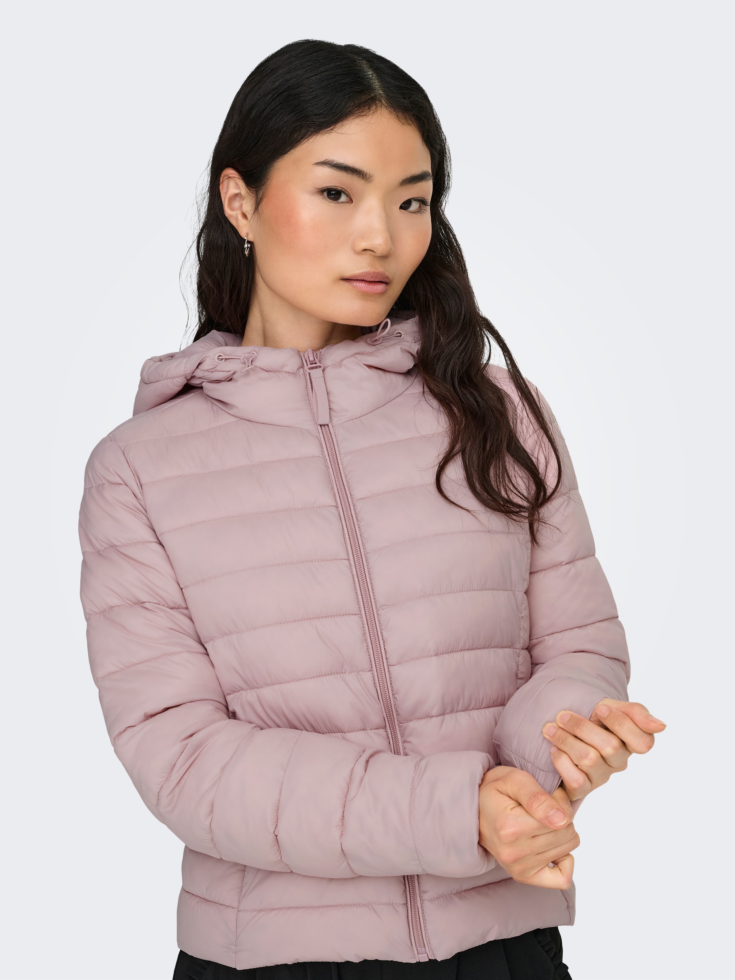 ONLY Steppjacke "ONLTAHIA LW QUILTED HOOD JKT OTW CC OTW" mit Kapuze günstig online kaufen