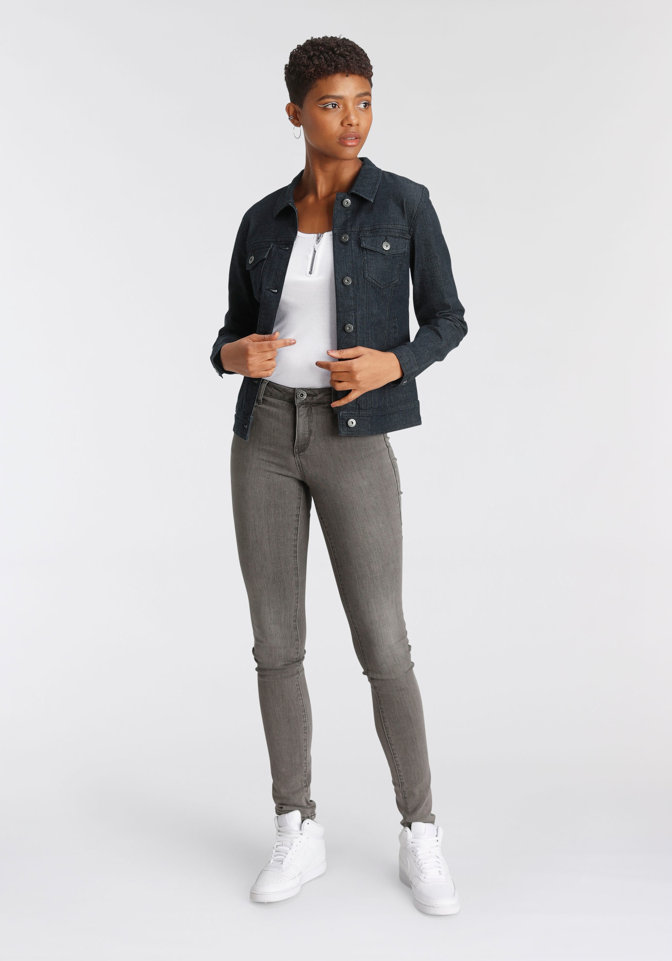 BAUR Skinny-fit-Jeans »Ultra-Stretch«, Mid | Waist Arizona bestellen