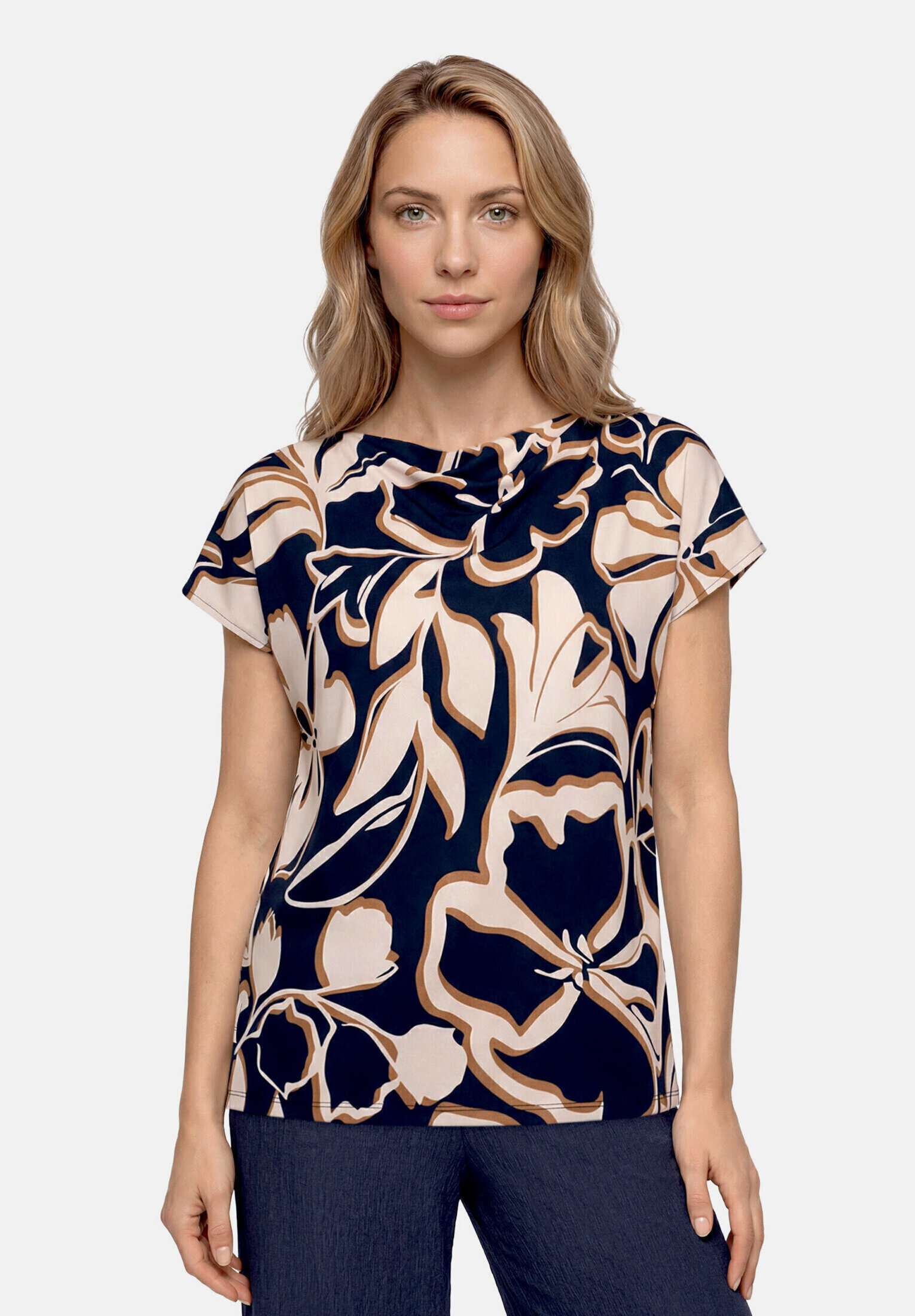 Betty Barclay Kurzarmshirt »Damen mit Wasserfallausschnitt« 1
