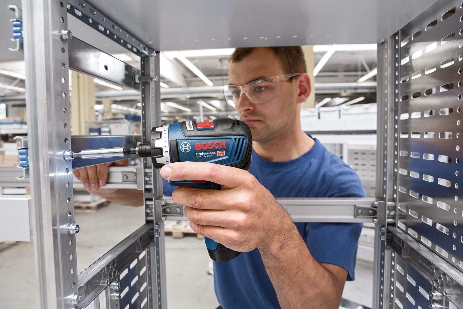 Thumbnail - Bosch Professional Akku-Bohrschrauber ""GSR 12V-35 HX"" Inkl. 2x 3,0Ah Akkus und Schnellladegerät GAL 12V-40, in L-BOXX