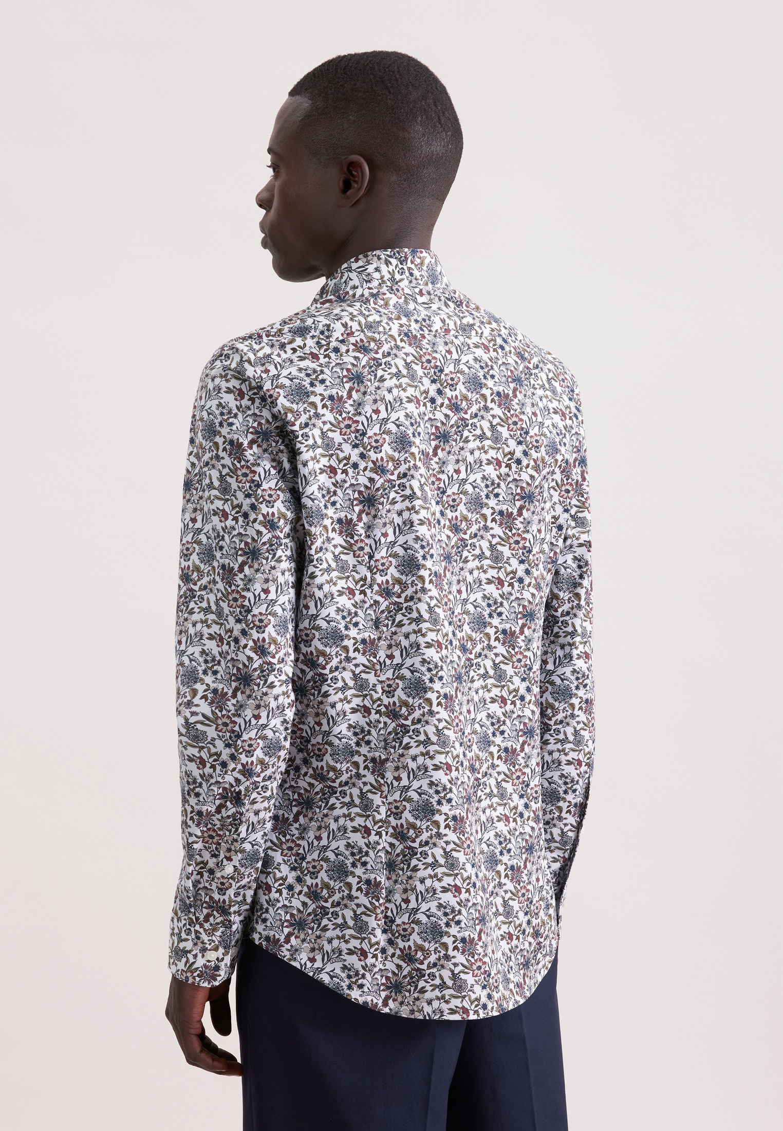 seidensticker Businesshemd "Schwarze Rose" Shaped 1/1 Kentkragen Druck günstig online kaufen