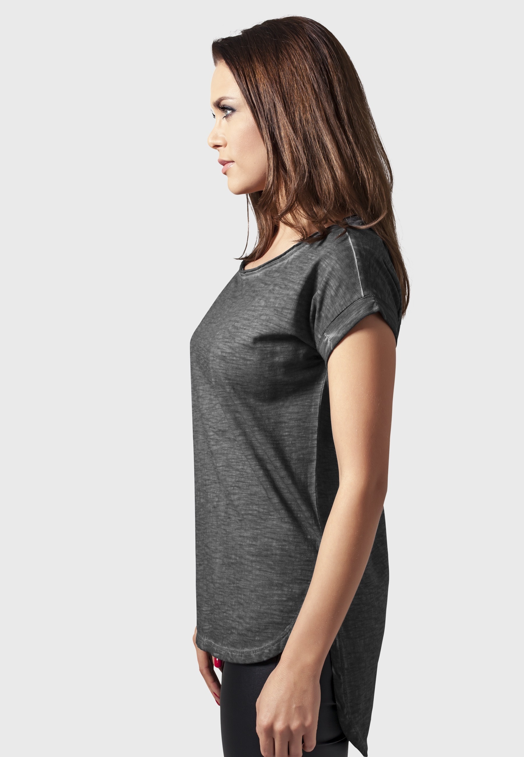 URBAN CLASSICS Kurzarmshirt »Urban Classics Damen Ladies Long Back Shaped Spray Dye Tee« 1 Stk.