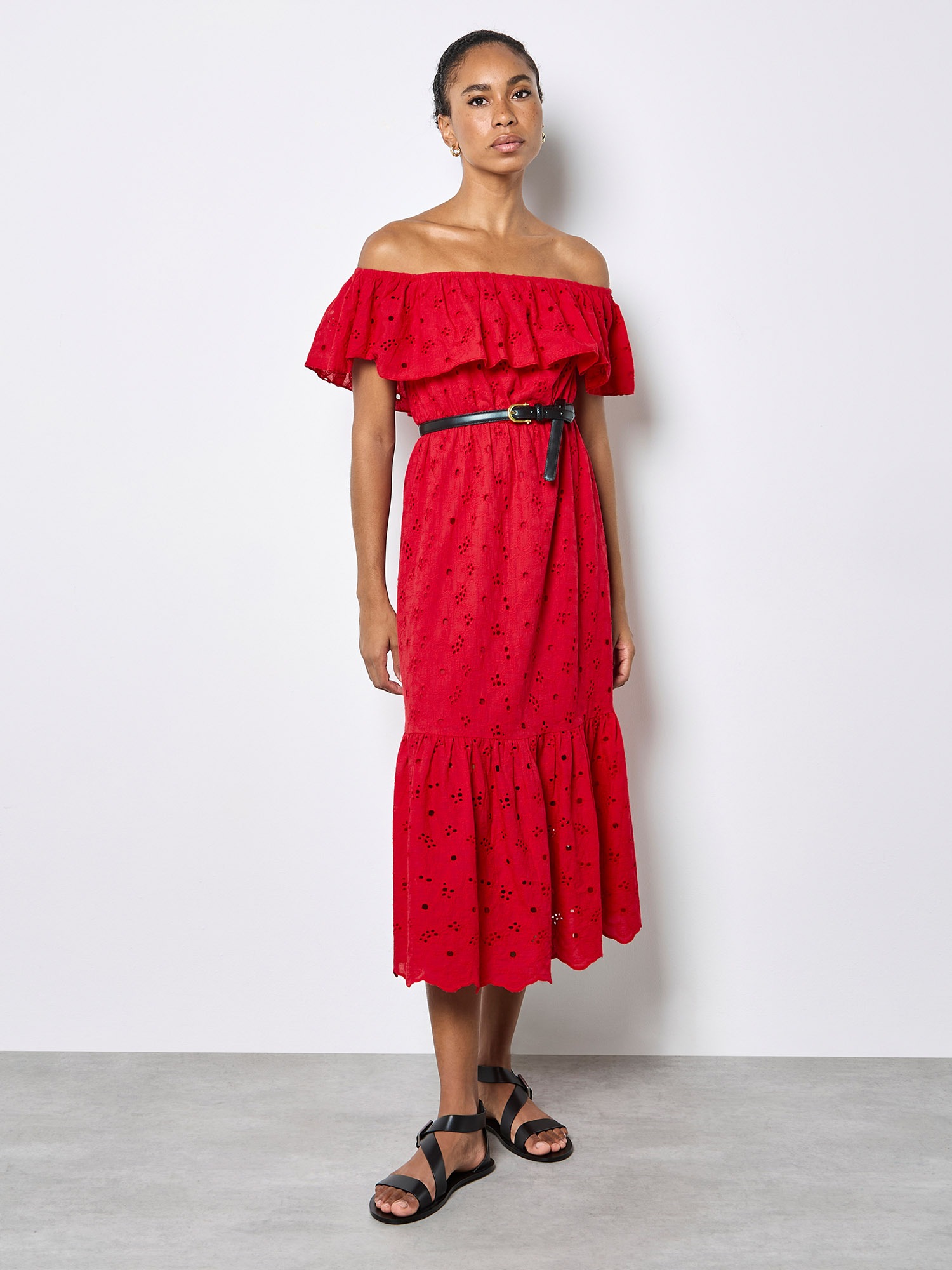 Apricot Maxikleid "Broderie-Maxi-Kleid" mit Bardotausschnitt