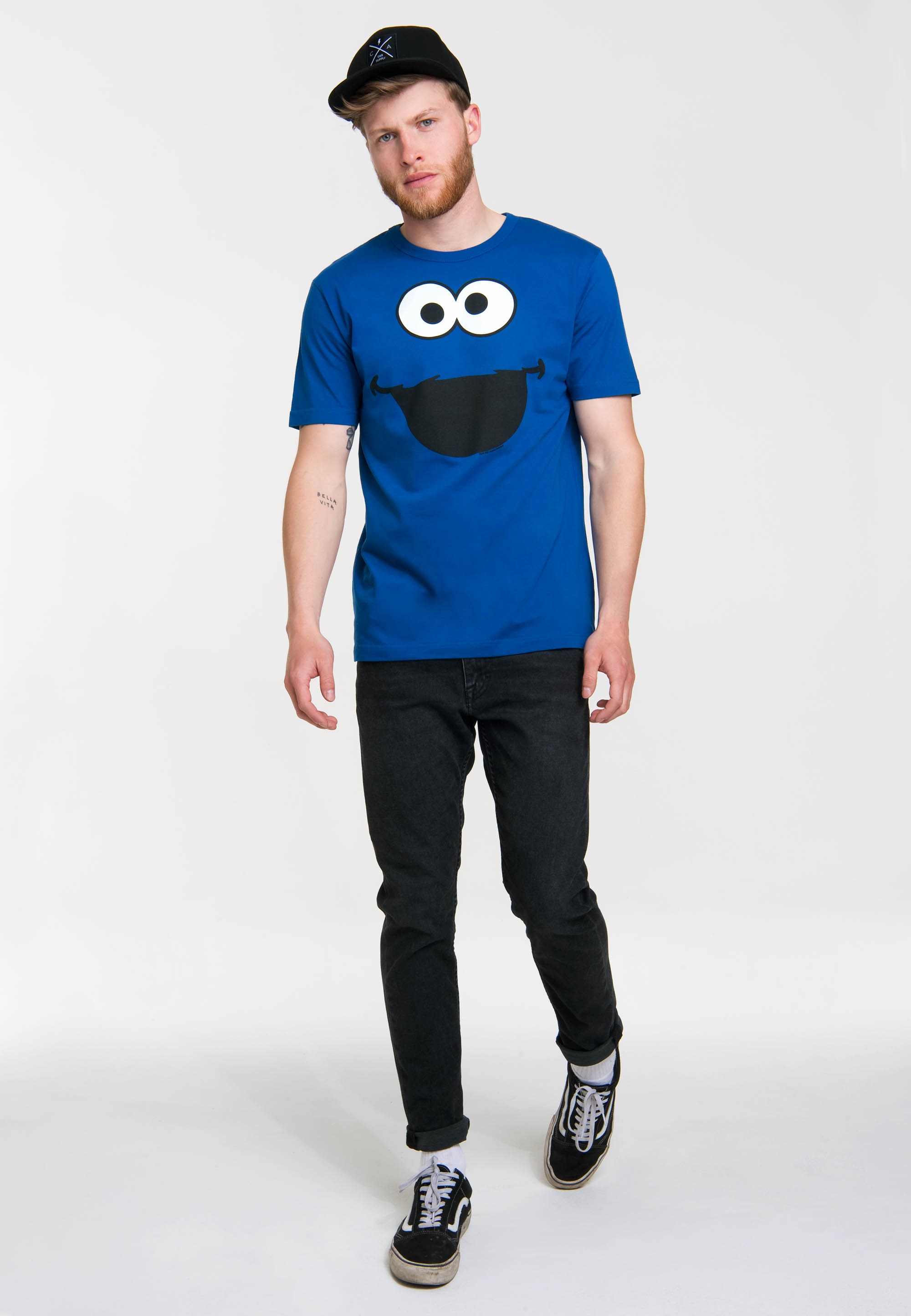 LOGOSHIRT T-Shirt »Krümelmonster - Cookie Monster«, mit süßem Print