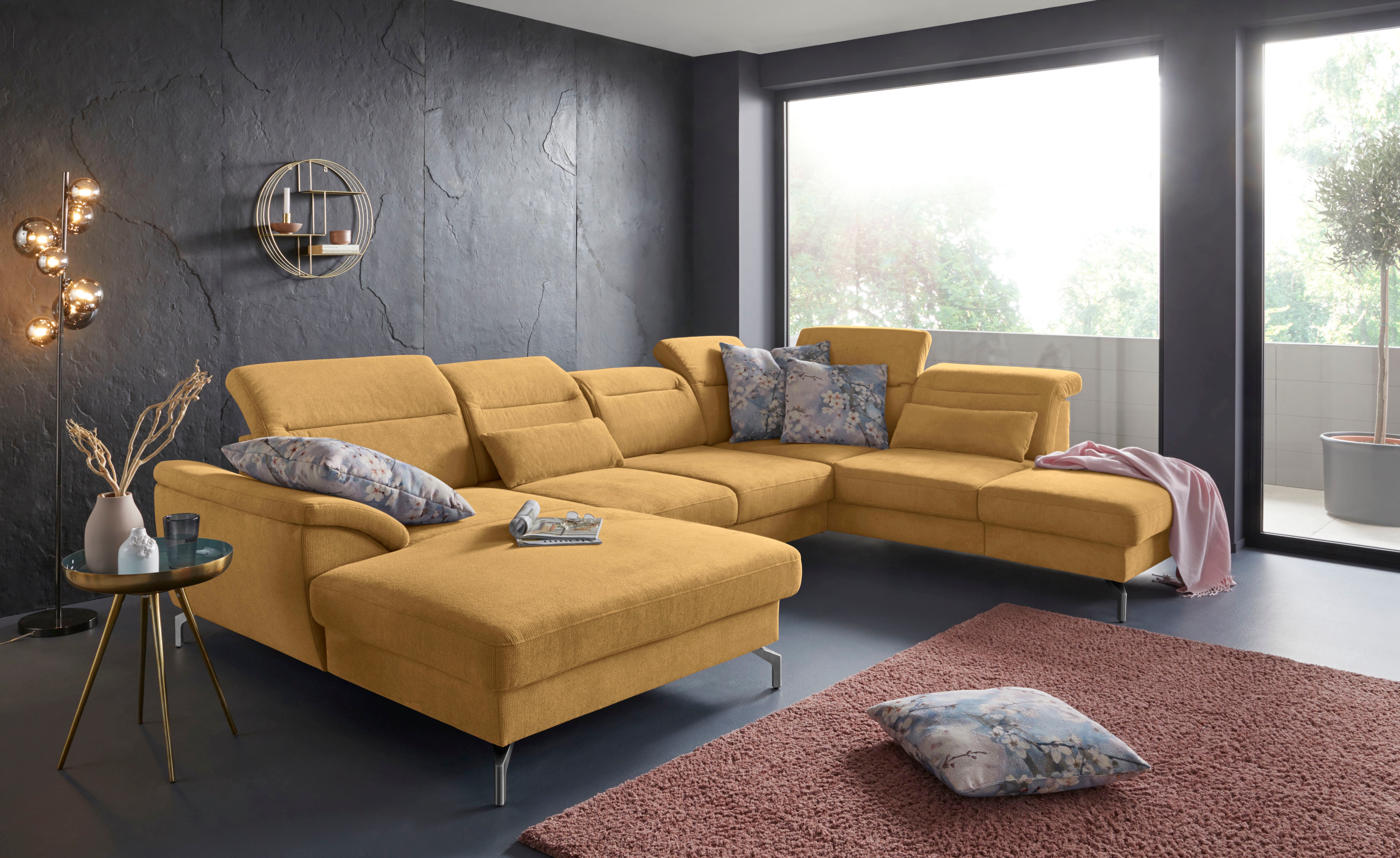 sit&more Wohnlandschaft "Percy U-Form" 15 cm Fußhöhe, Sitztiefenverstellung, wahlweise in 2 Fußfarben