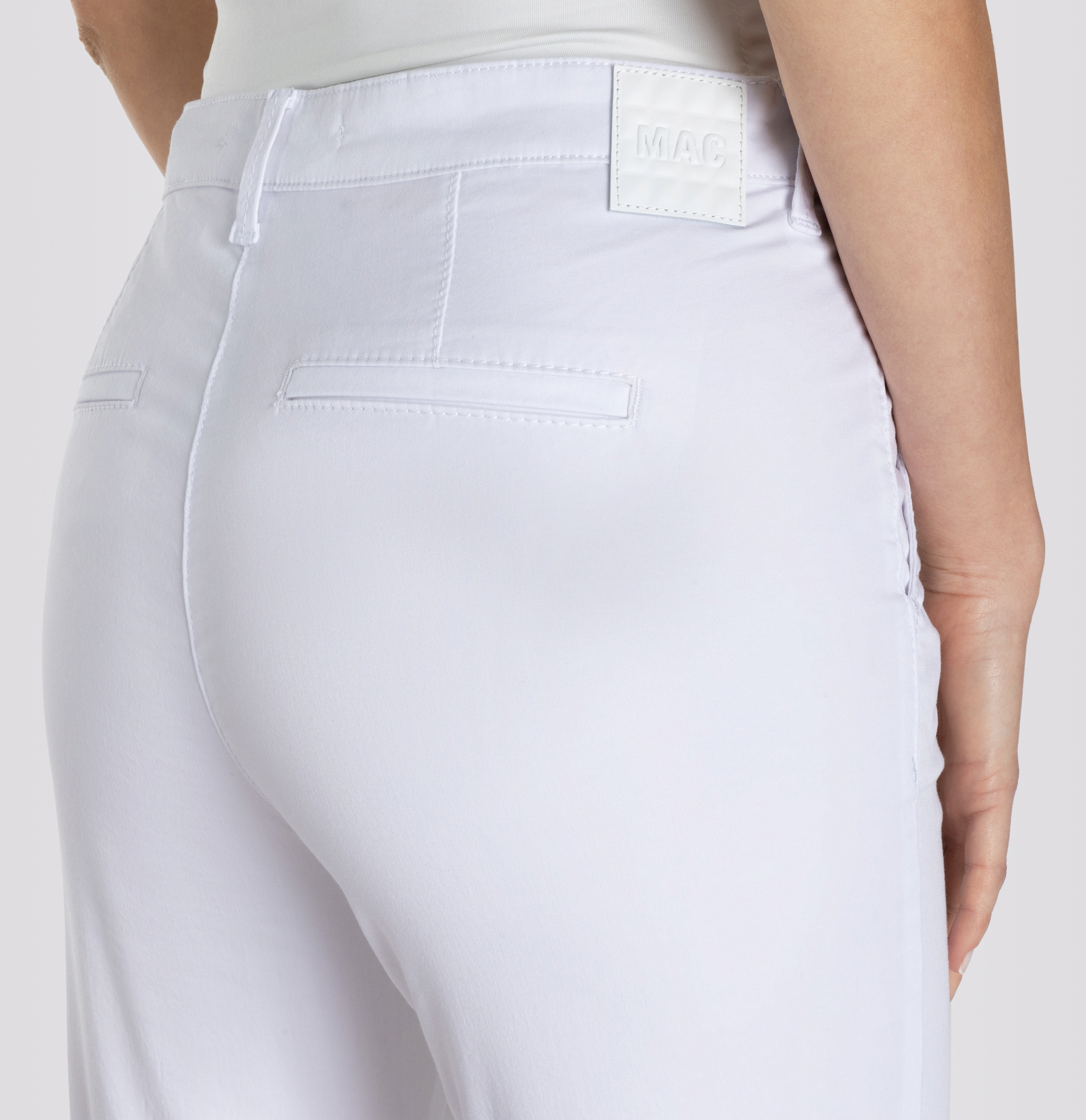 MAC Chinohose »CHINO turn up«, mit dezentem Glanz, elegant und sportiv zugleich
