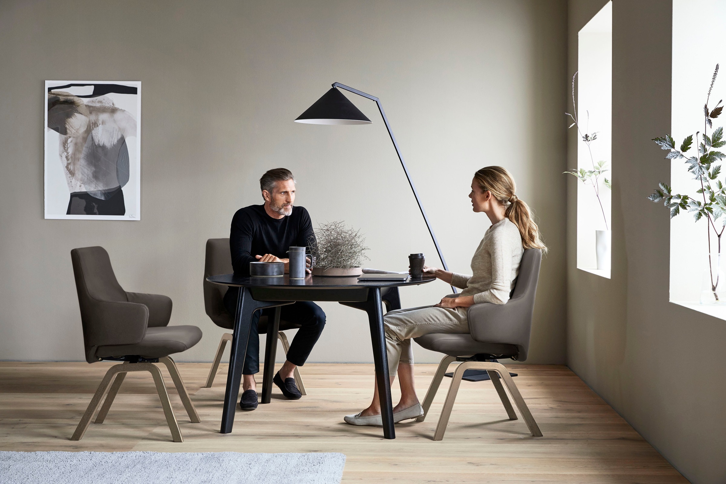 Stressless® Polsterstuhl »Laurel«, Leder BATICK, Low Back mit Armlehne, Größe L, mit schräggestellten Beinen in Eiche
